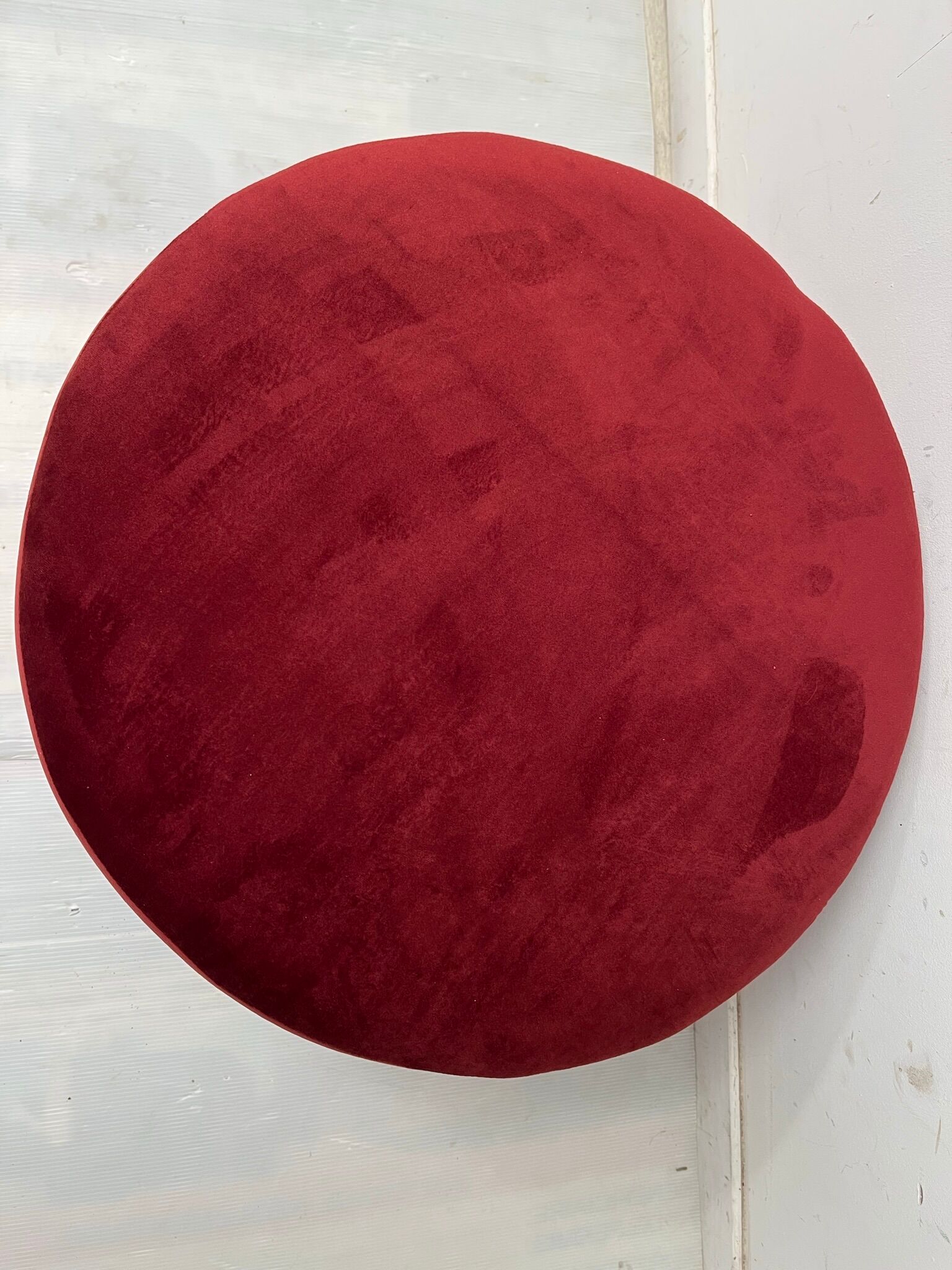 Red/burgundy velvet pouf