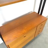 Armoire design en teck Musterring avec pieds noirs