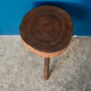 Rustic tripod stool in solid wood, 1950s brutalist style.