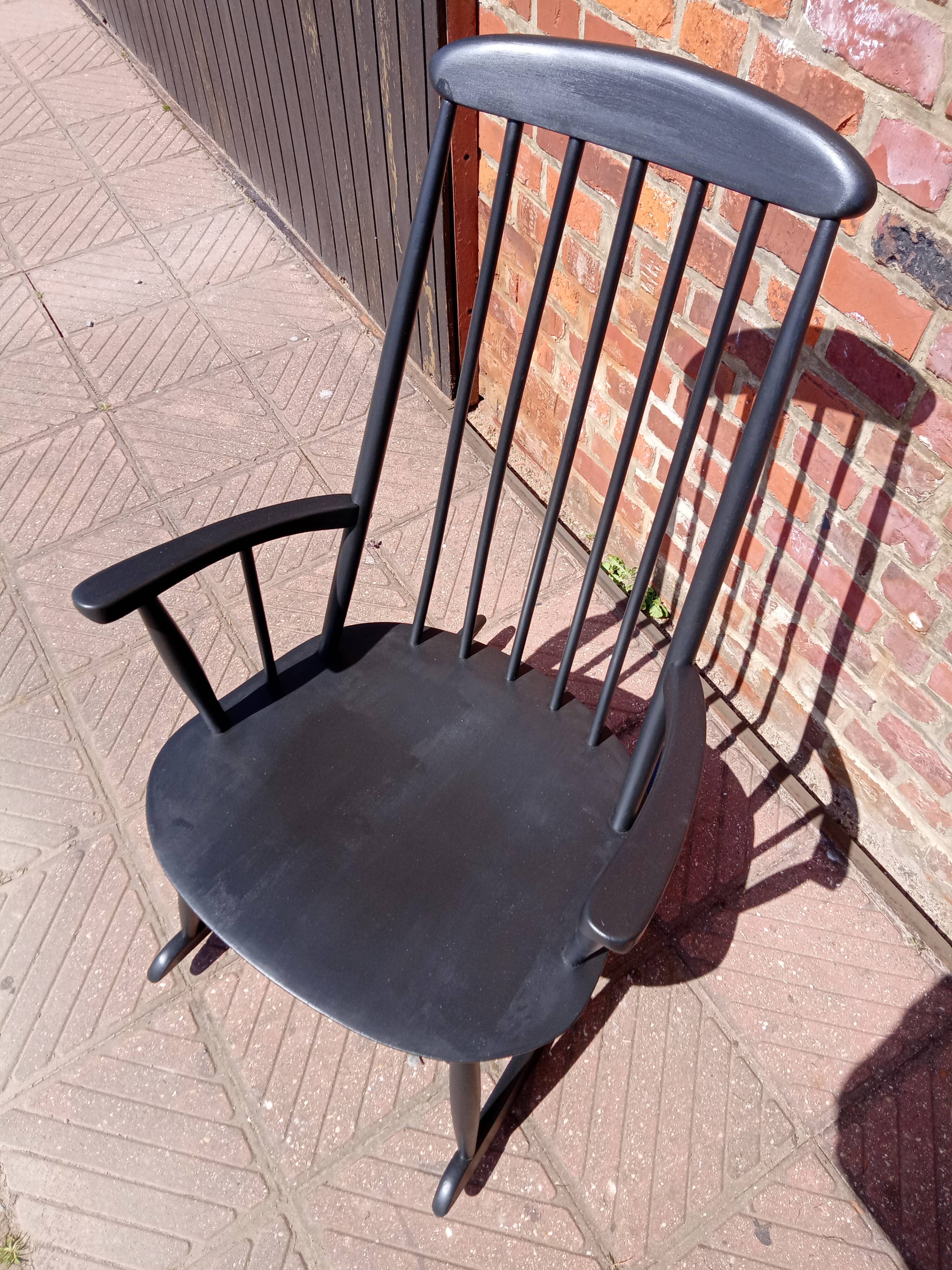 Rocking chair