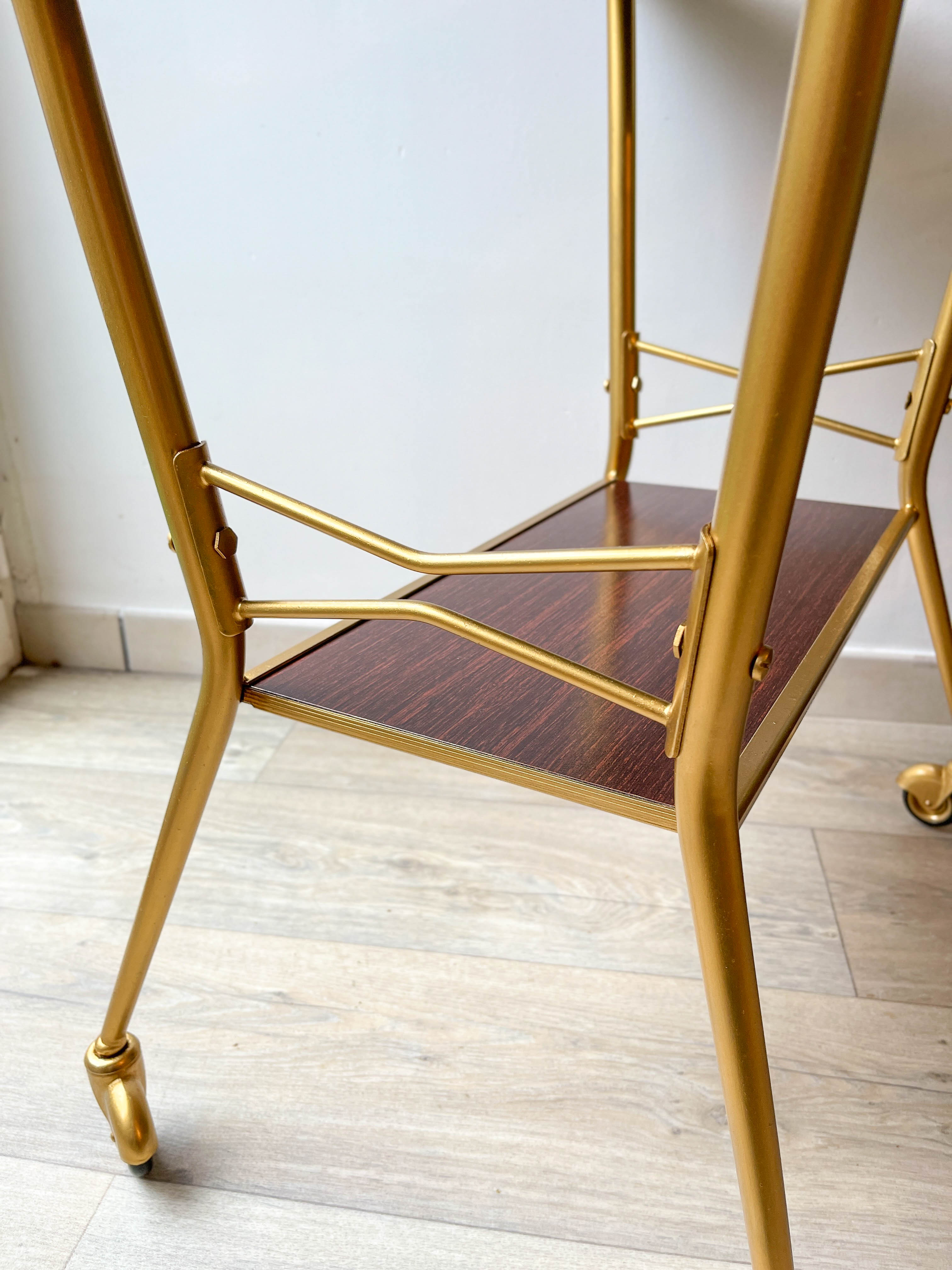 Vintage 60s trolley in revamped formica