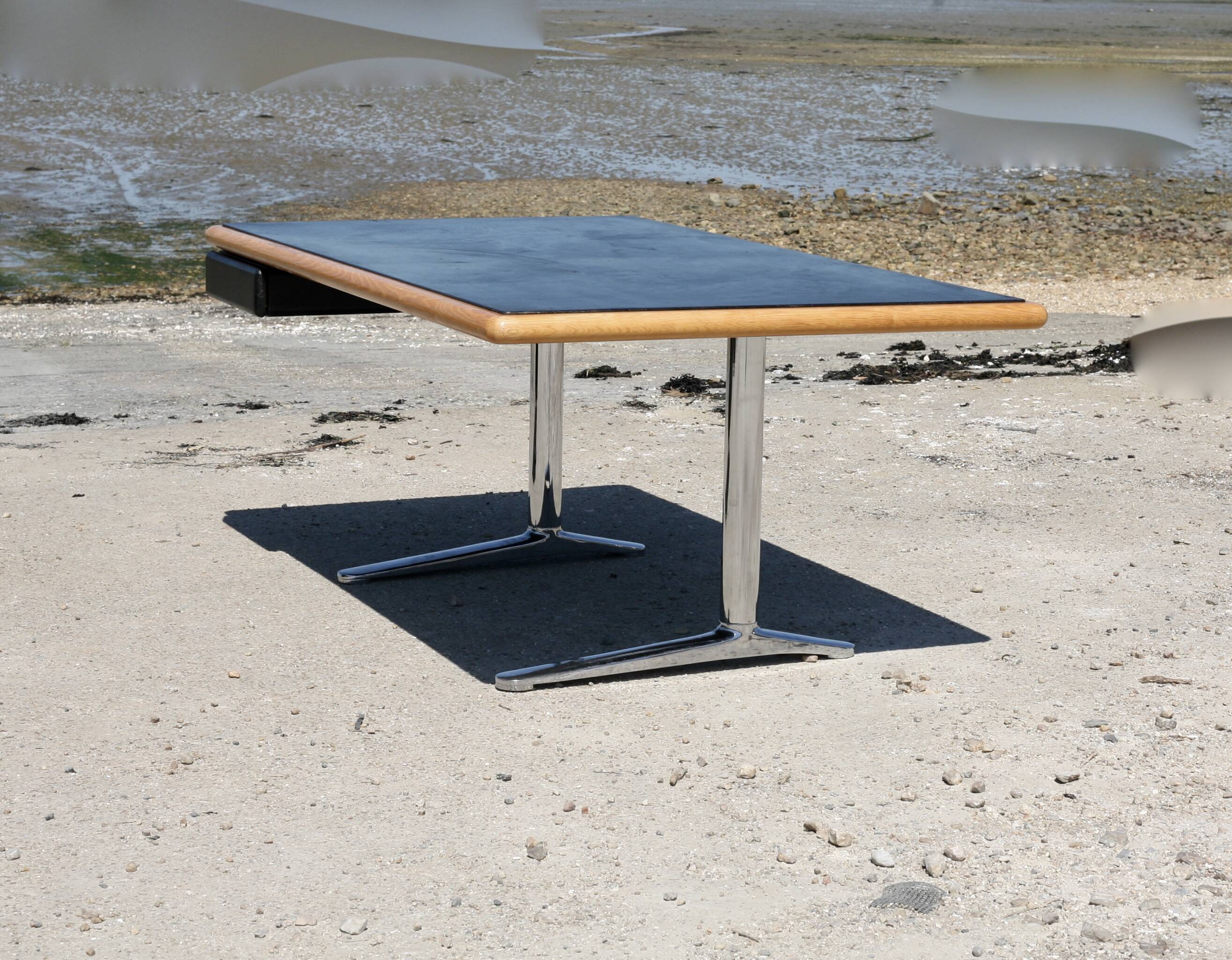 Bureau et enfilade de Warren Platner, Knoll, années 70.