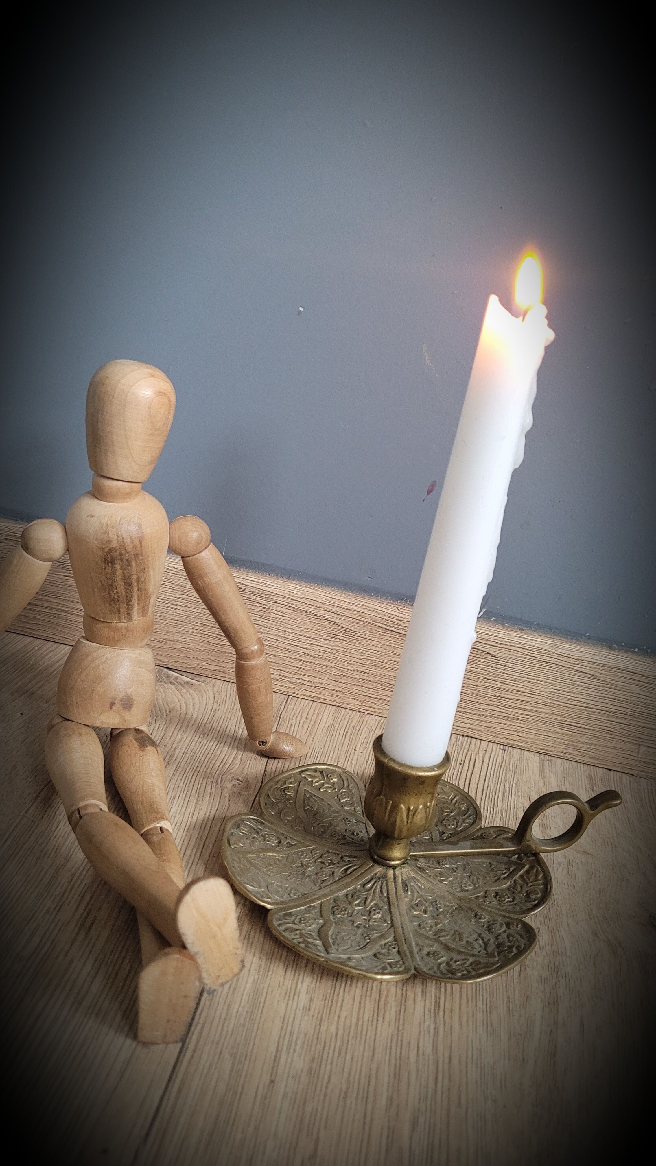 Brass candle holder flowers