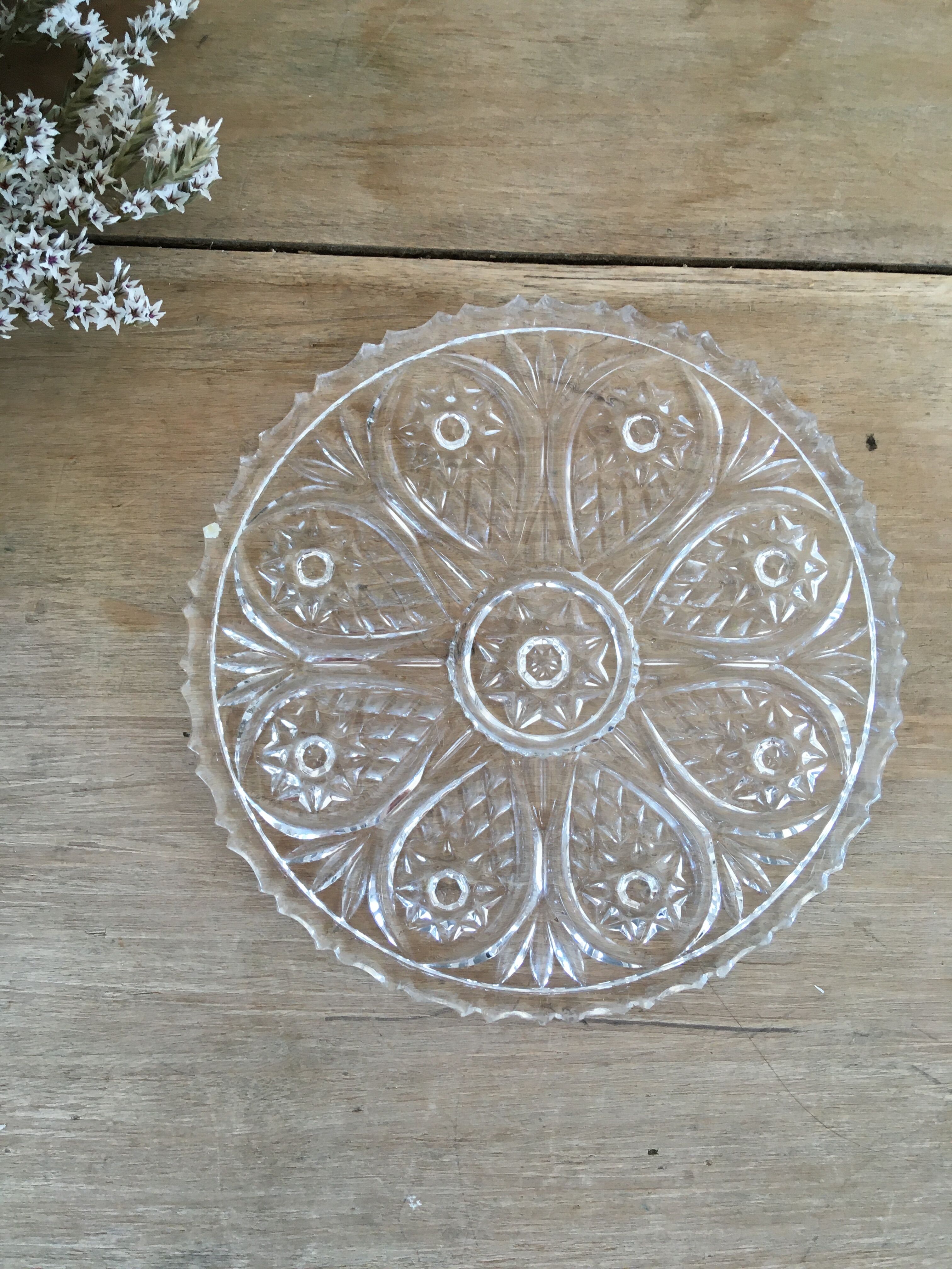 Chiseled glass bottle bottom