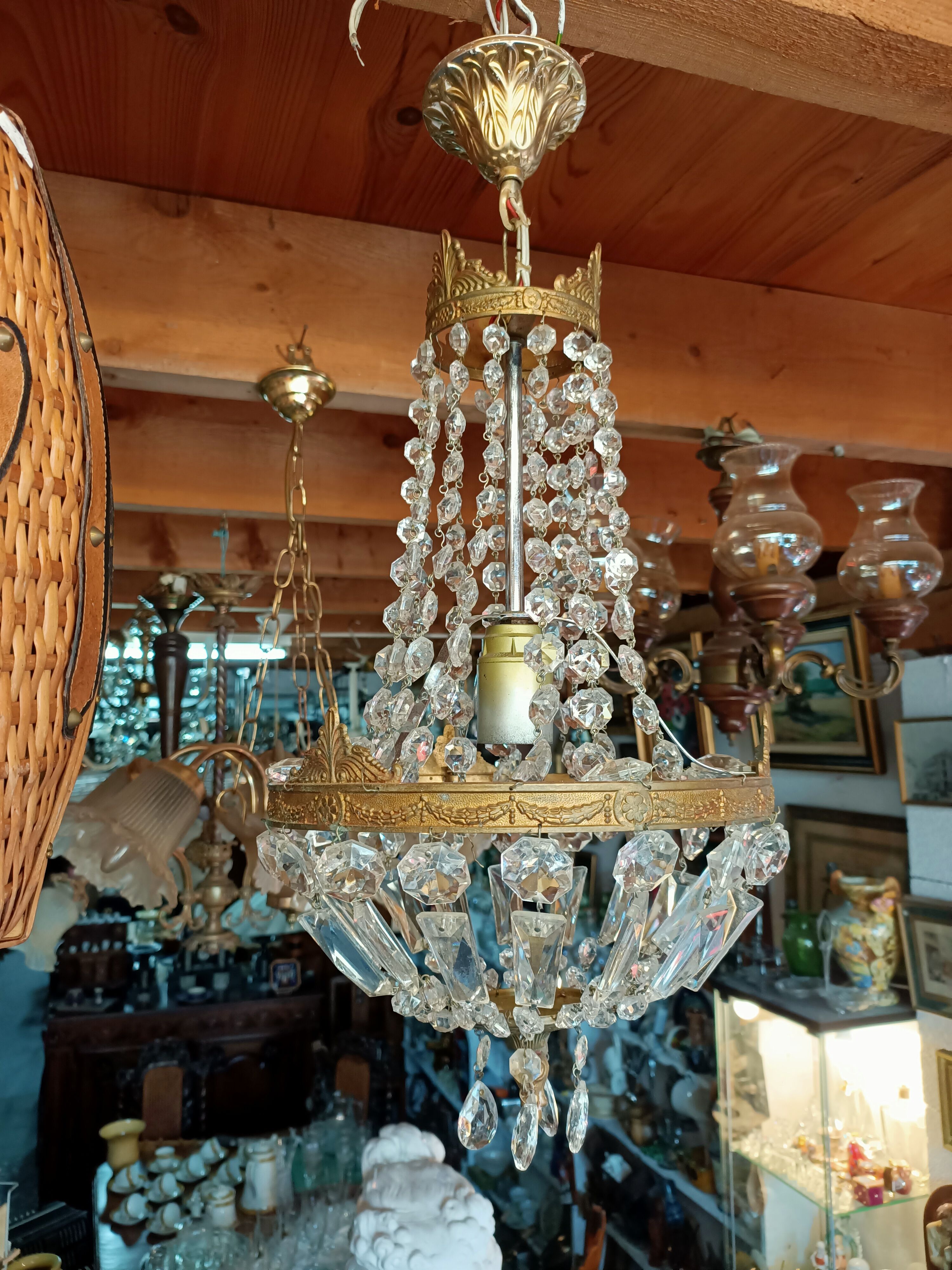 Grape variety chandelier