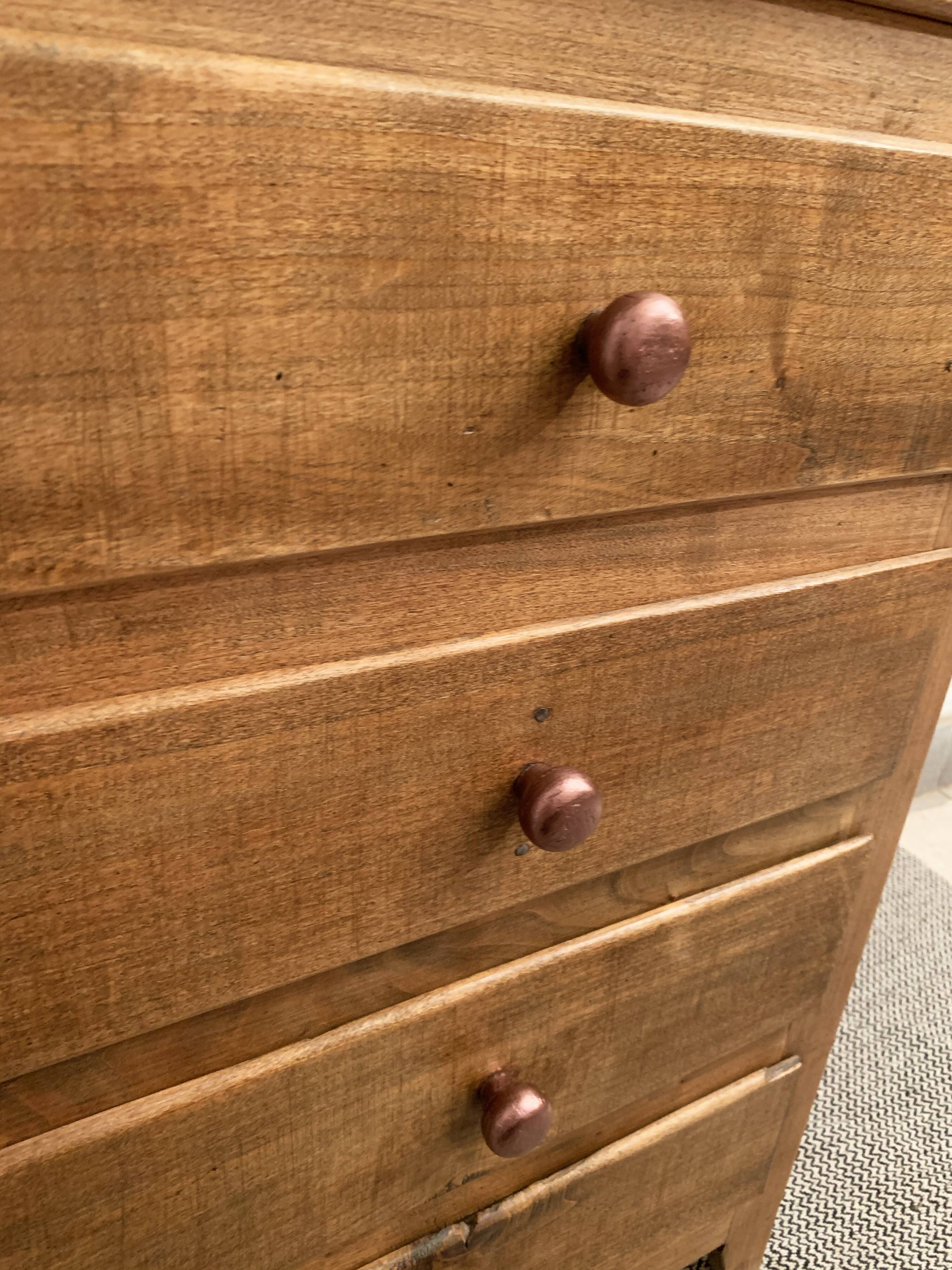 Vintage 50s-60s vintage-haired chiffonr