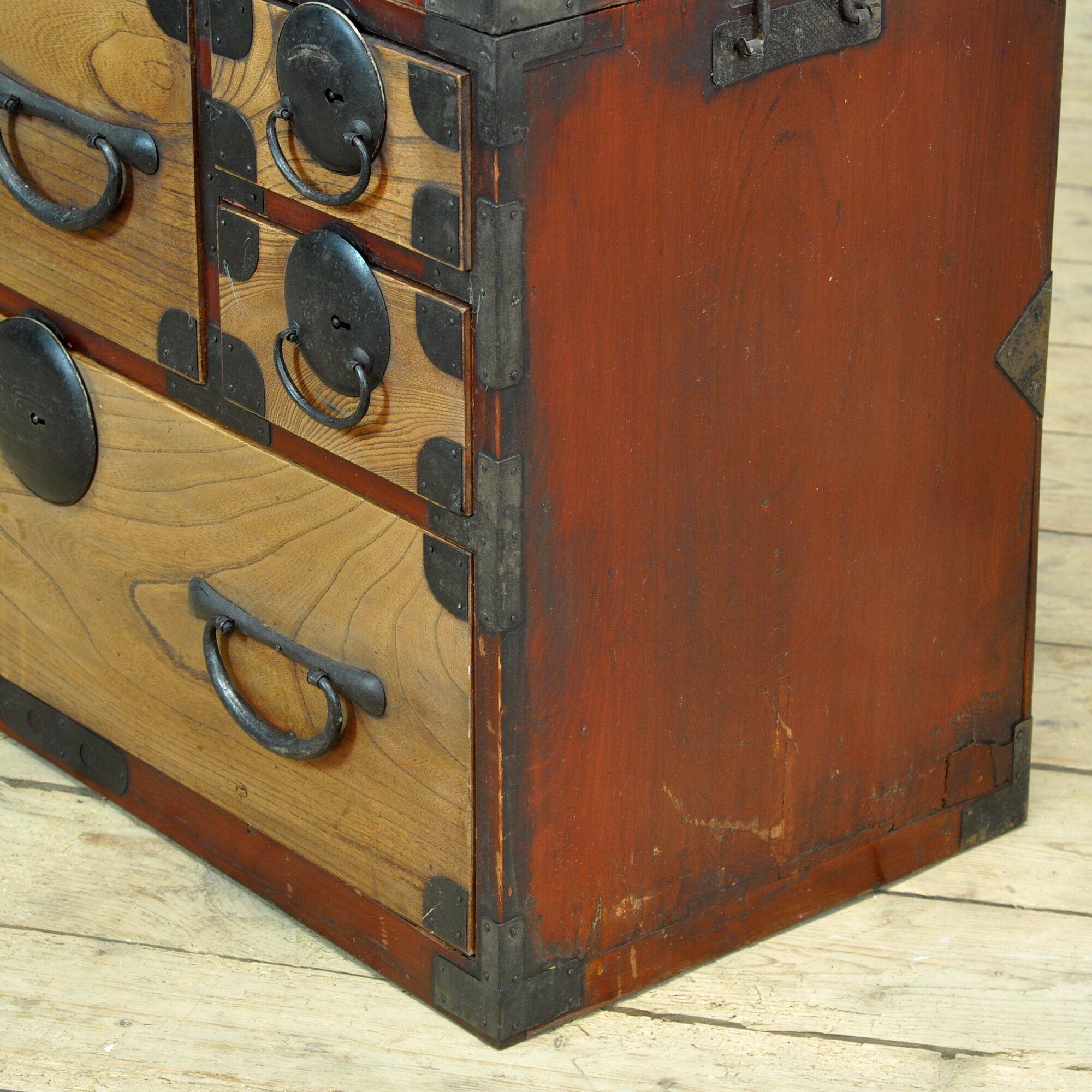 Japanese Tansu chest of drawers, circa 1870