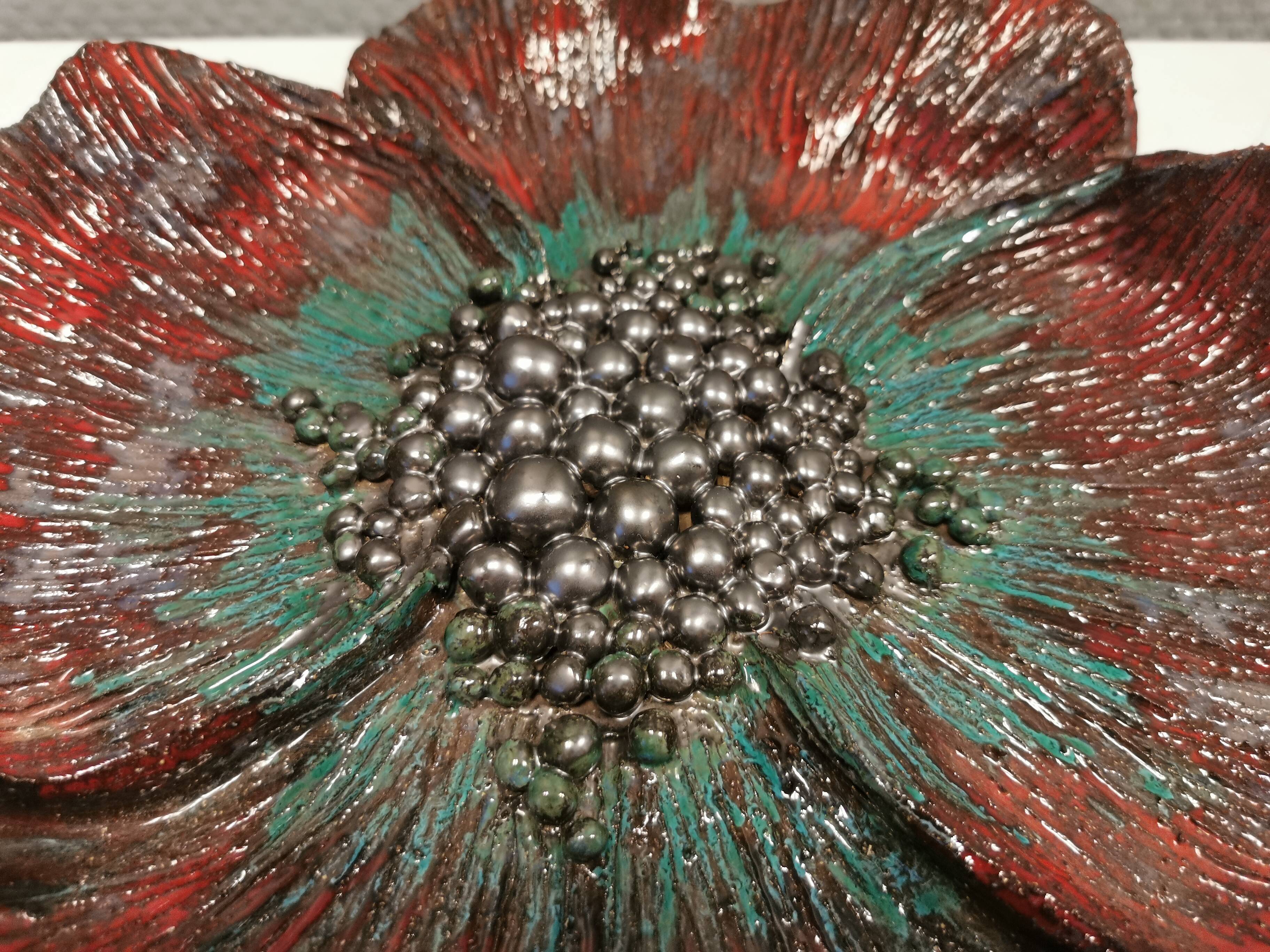 Earthenware dish, in beautiful partial glaze. Made by Sloth keramik Danamrk 1978