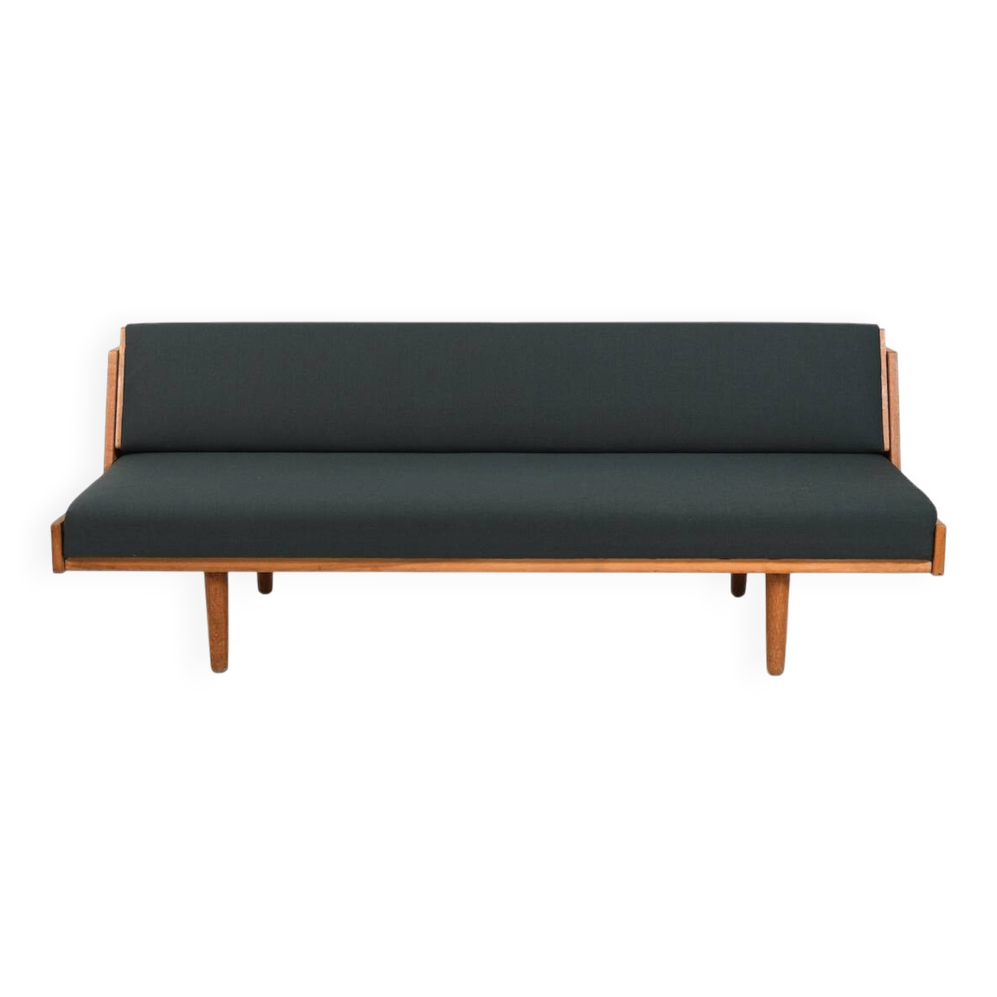 Early Daybed GE-258 by Hans Wegner 1950s / New Upholstery