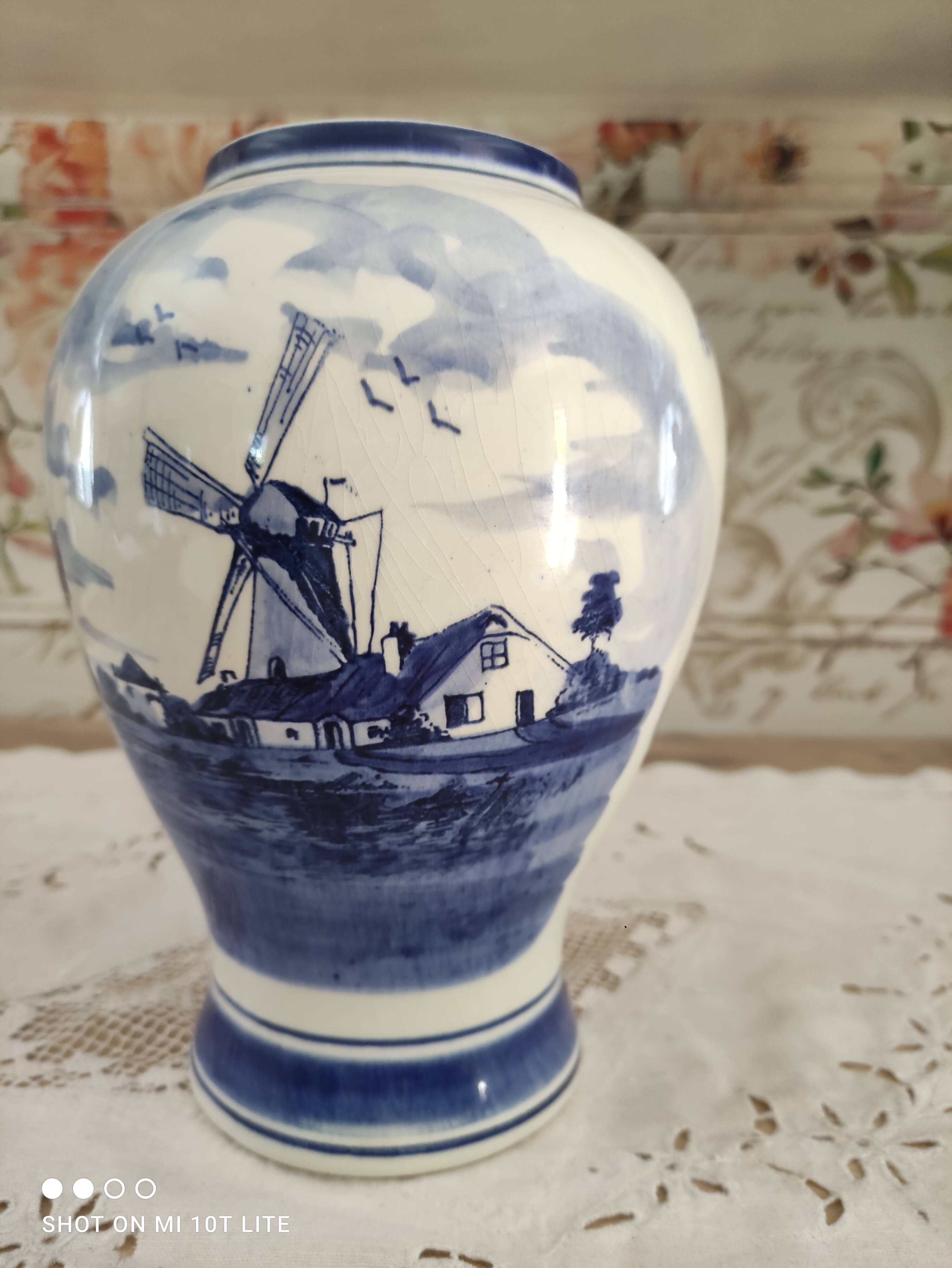 Delfts Blue FG vase Dutch landscape on one side and floral decoration on the other