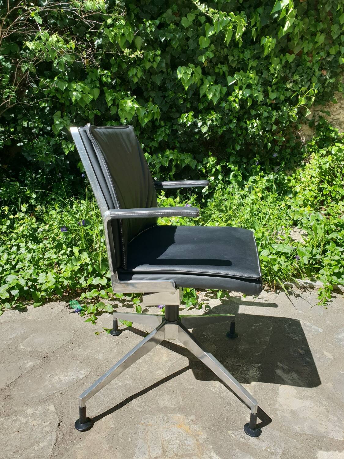 Fauteuil de bureau en cuir de Mario Ruiz