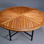 Table à manger ronde par Olle Pira. Années 1970, Suède.