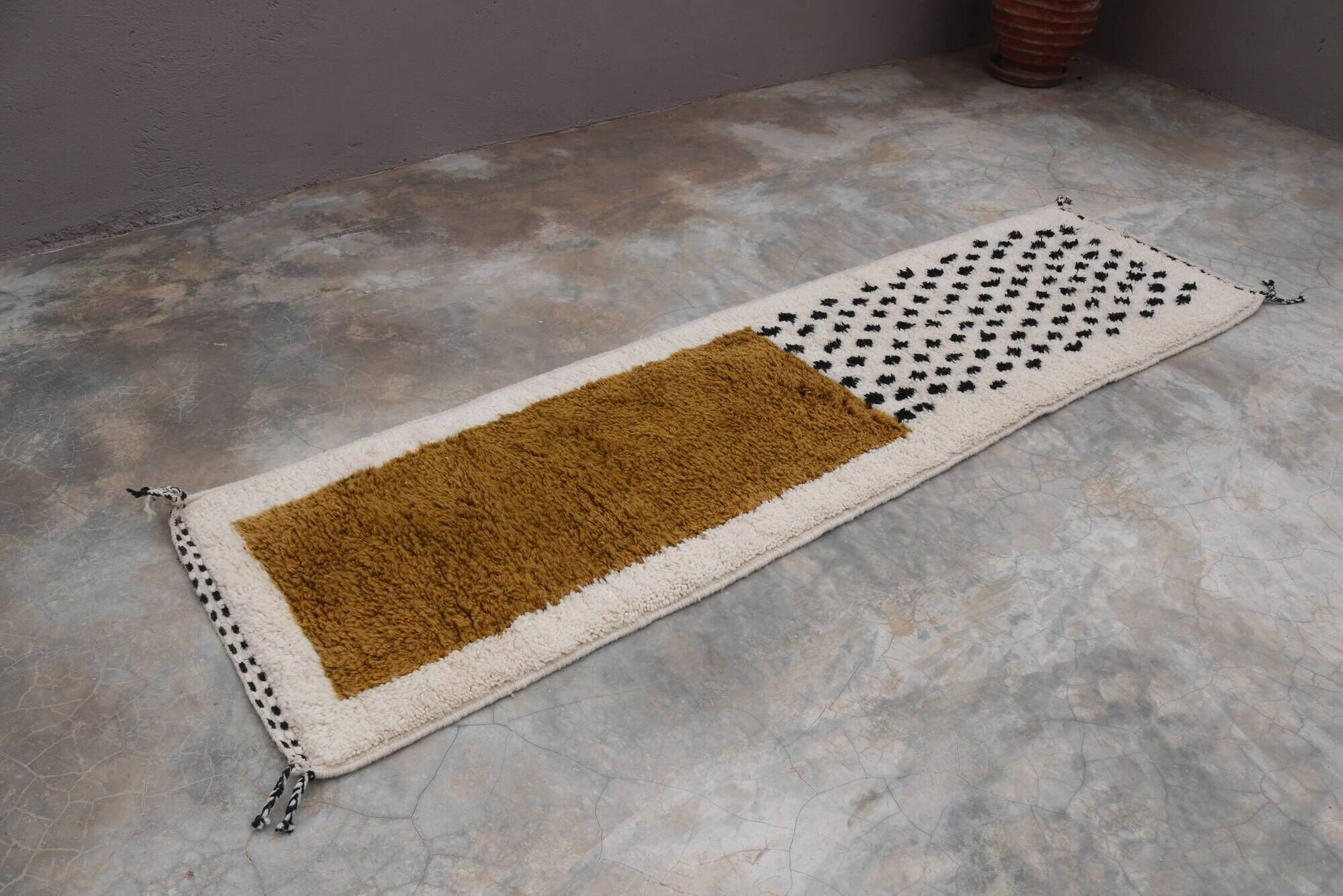 Handwoven coloured wool rug, 265 x 70 cm - R319