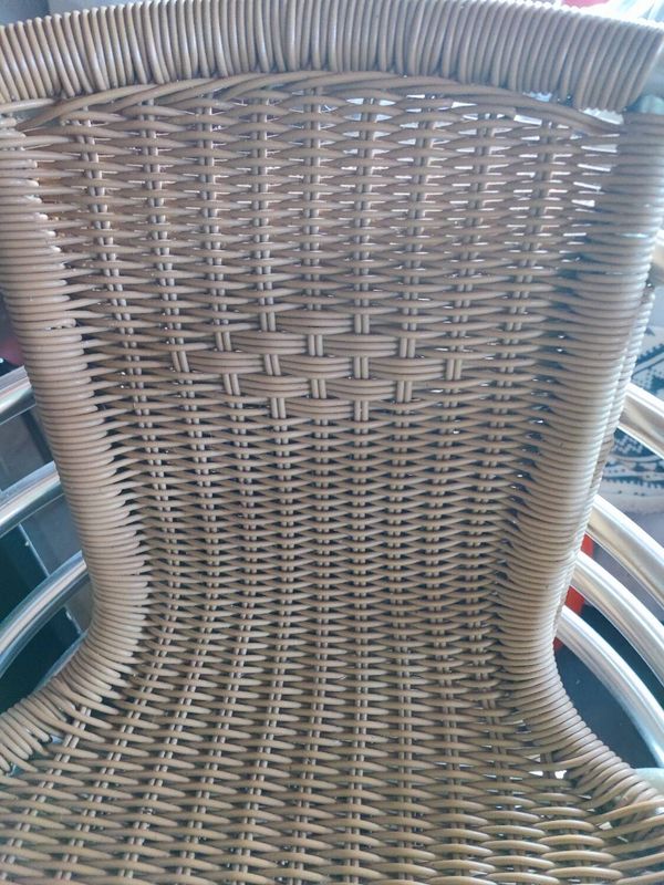 Chaises scoubidou et aluminium
