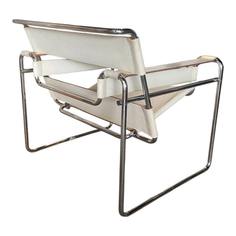 Wassily chair in white leather with chrome base