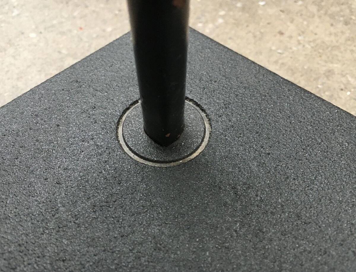 Postmodern Italian floor lamp Tao by Barbaglia & Colombo for PAF Studio