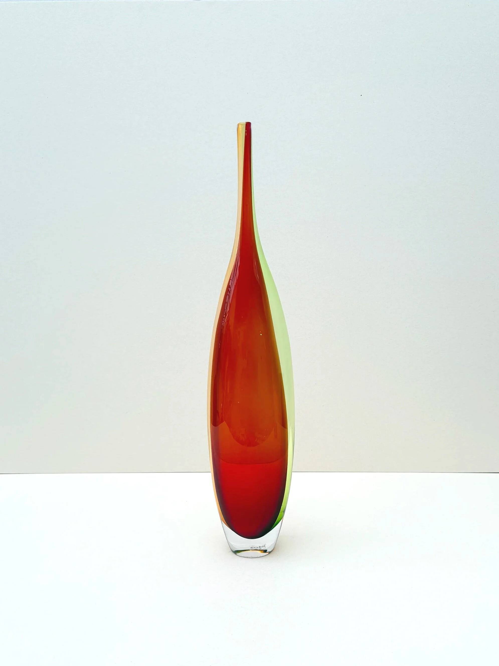 Kjell Engman vase for Kosta Boda in blown glass, Sweden