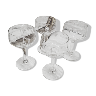 Set of 4 star wine glasses