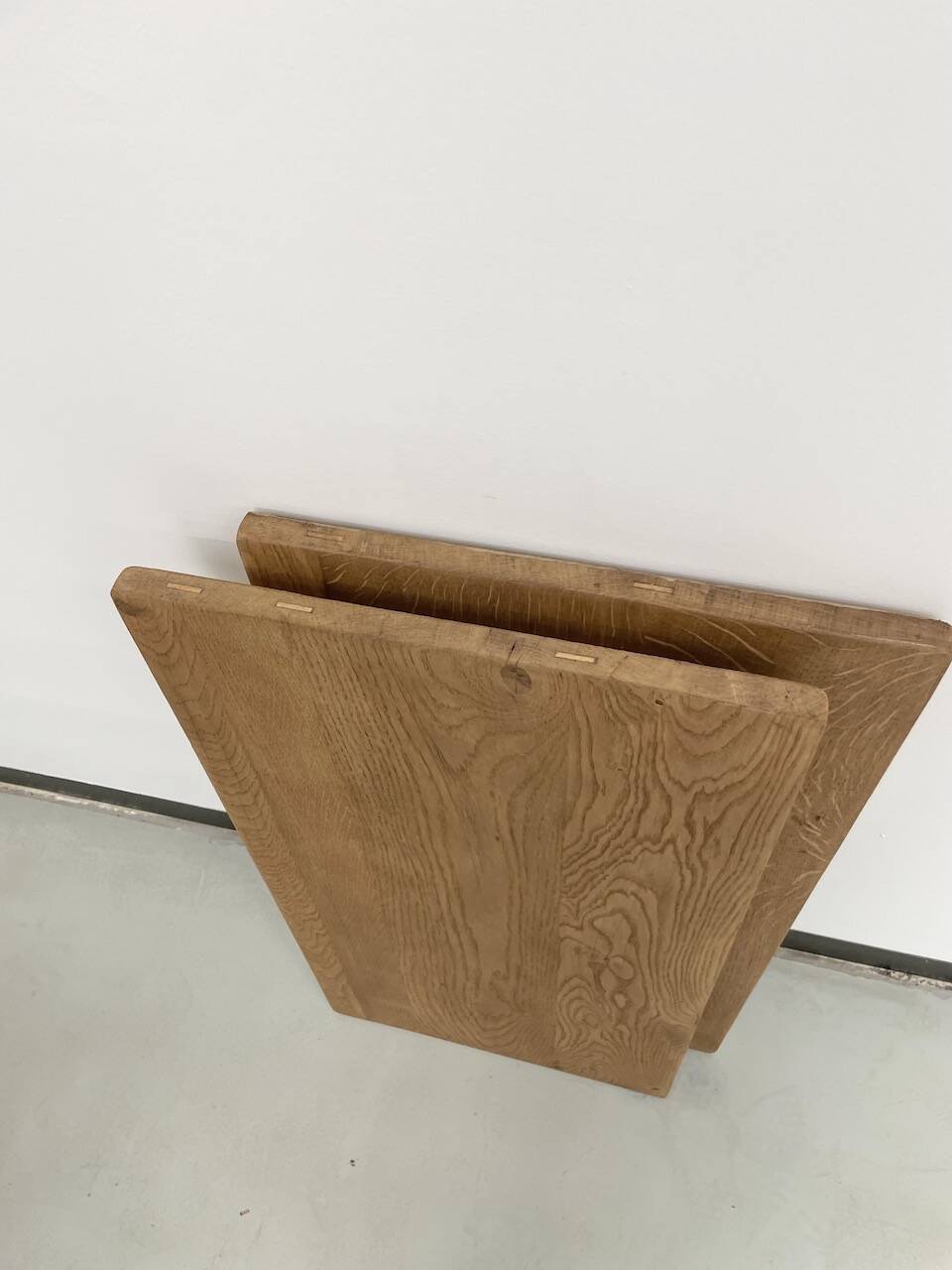 Oak farmhouse table 120cm + 200cm extensions