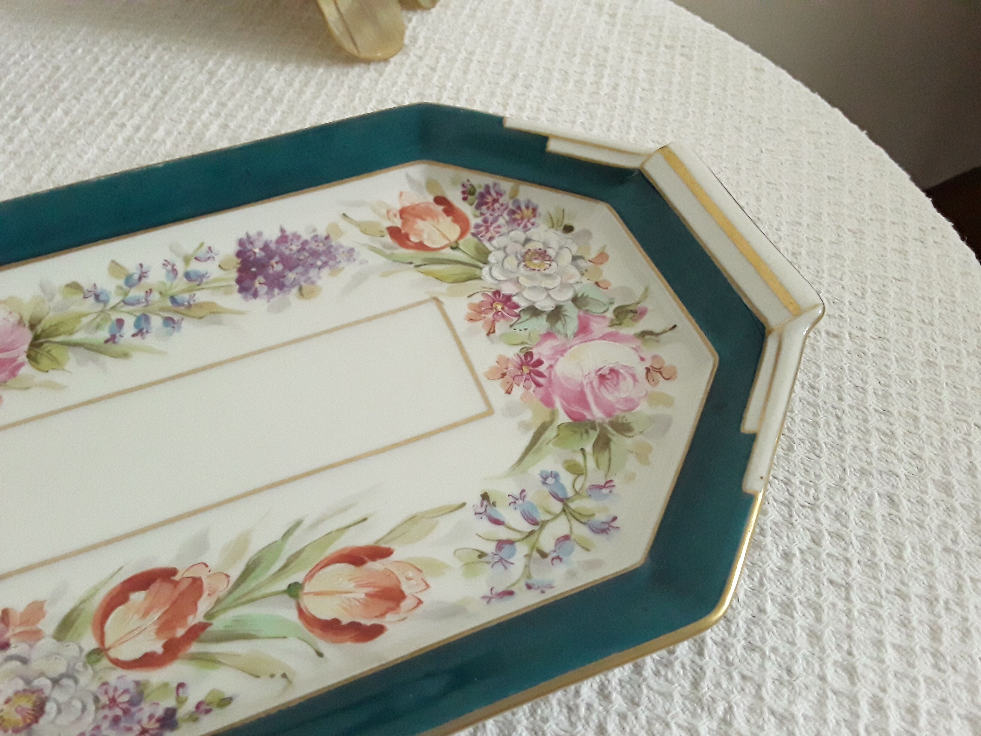 Vintage cake dish in Limoges porcelain