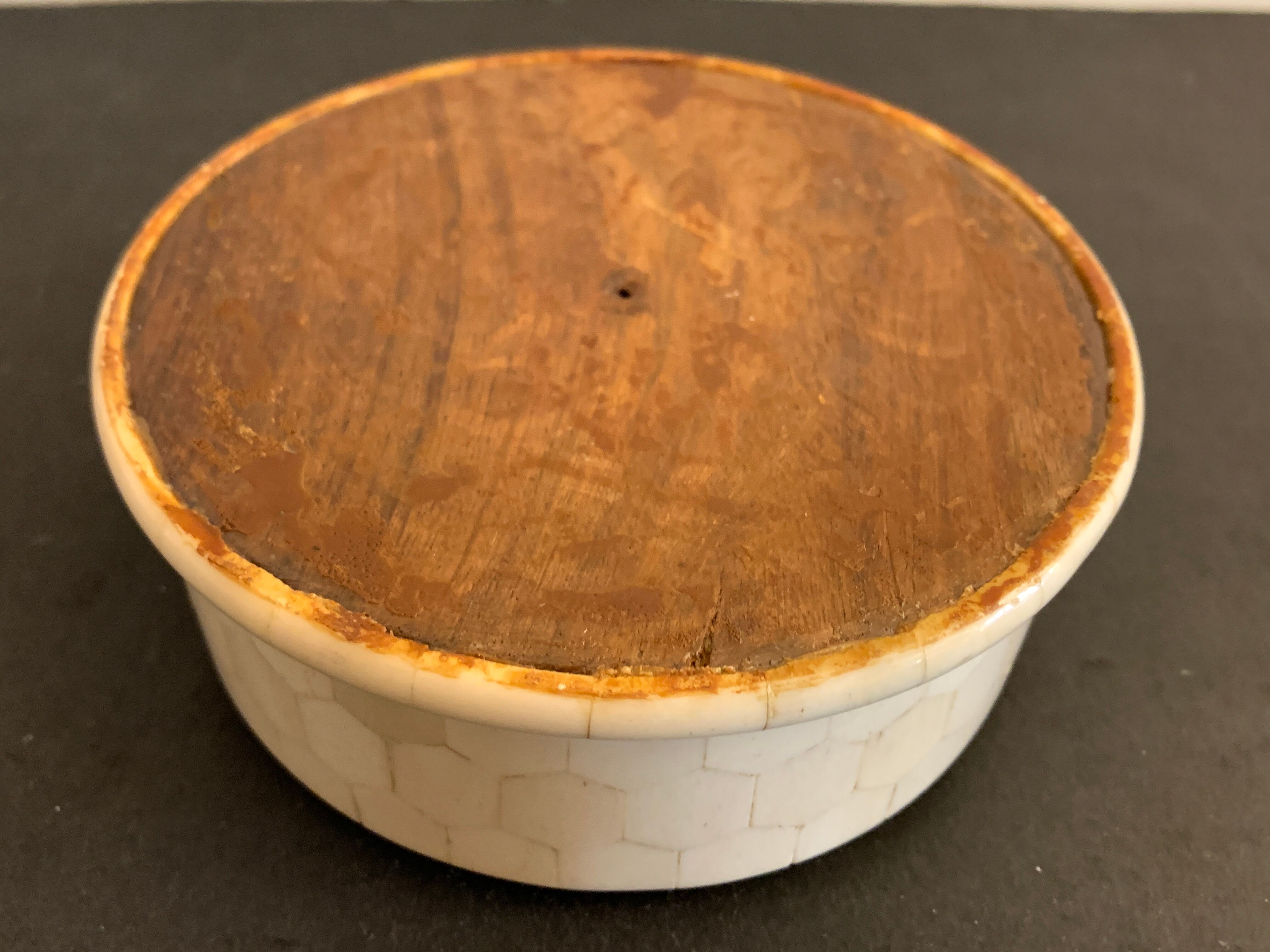 Round jewelry box