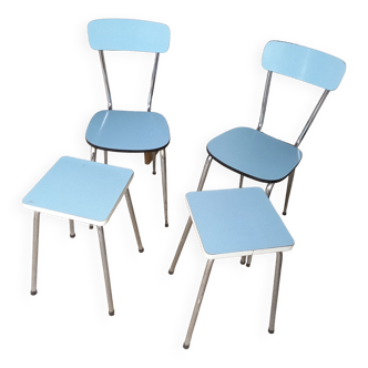 Deux chaises Deux tabourets en formica