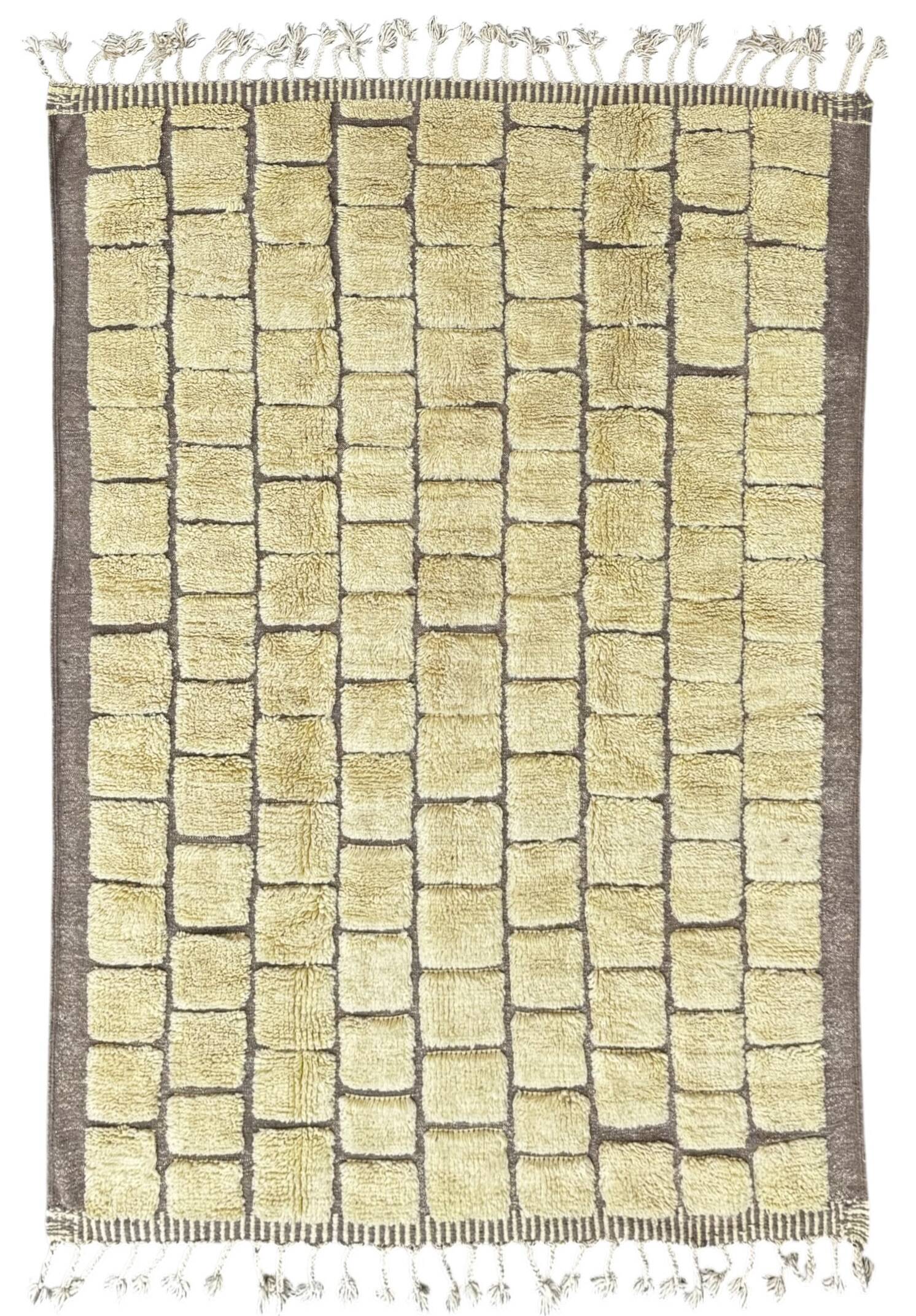 Custom Moroccan Mrirt rug in wool – Golden yellow geometric pattern