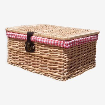 Wicker basket with gingham fabric