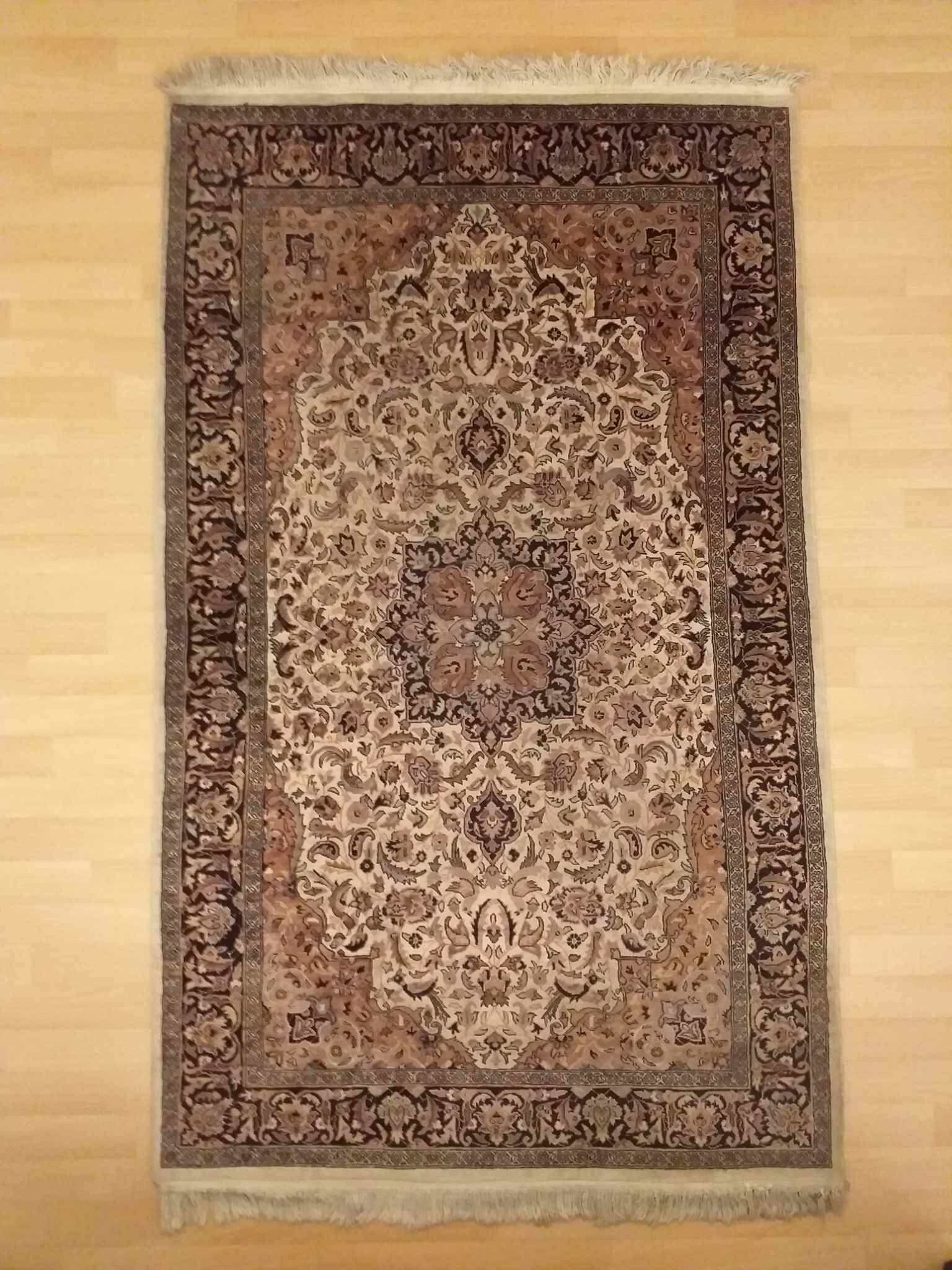 Handmade Indo Tabriz rug 210x127cm