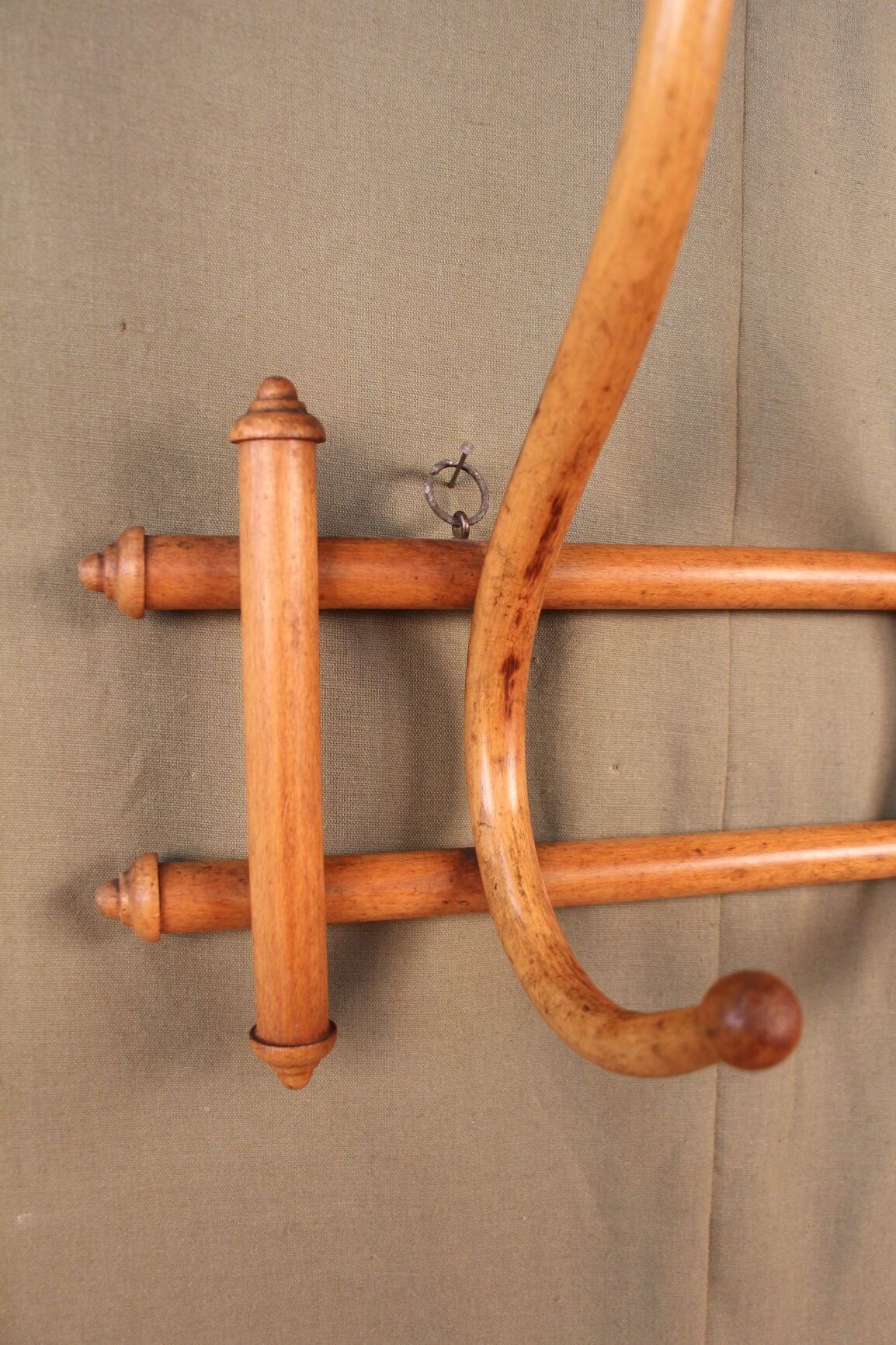 Fischel wall coat rack
