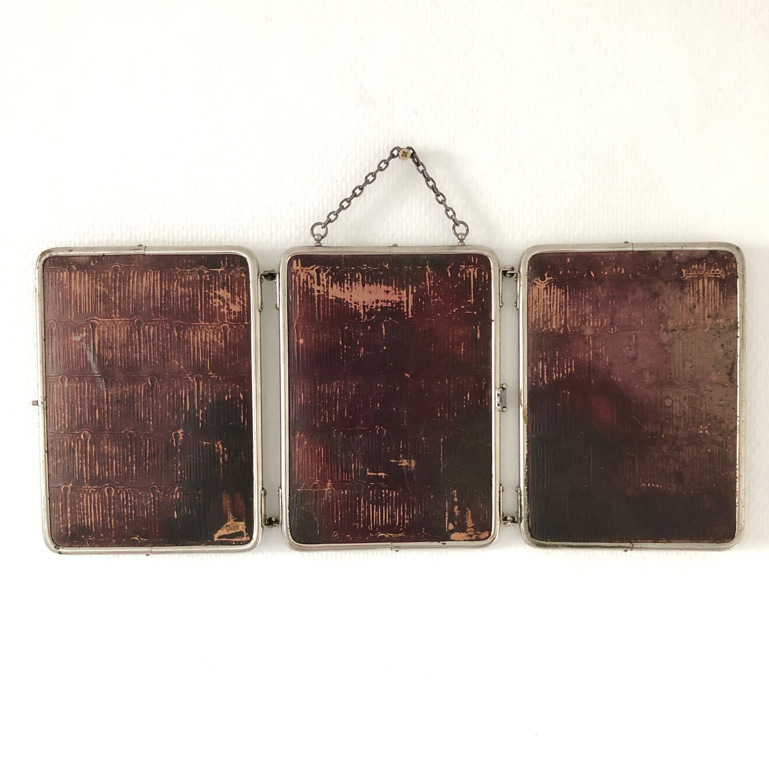 Mirror triptych barber, 1920 - 22 x 49cm