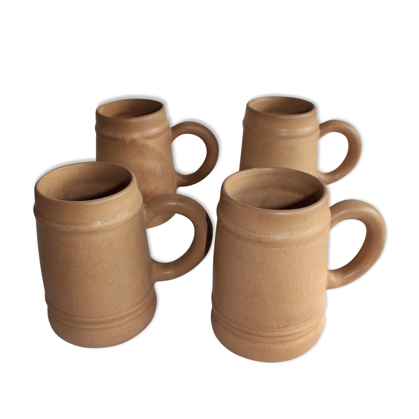 4 mugs stoneware