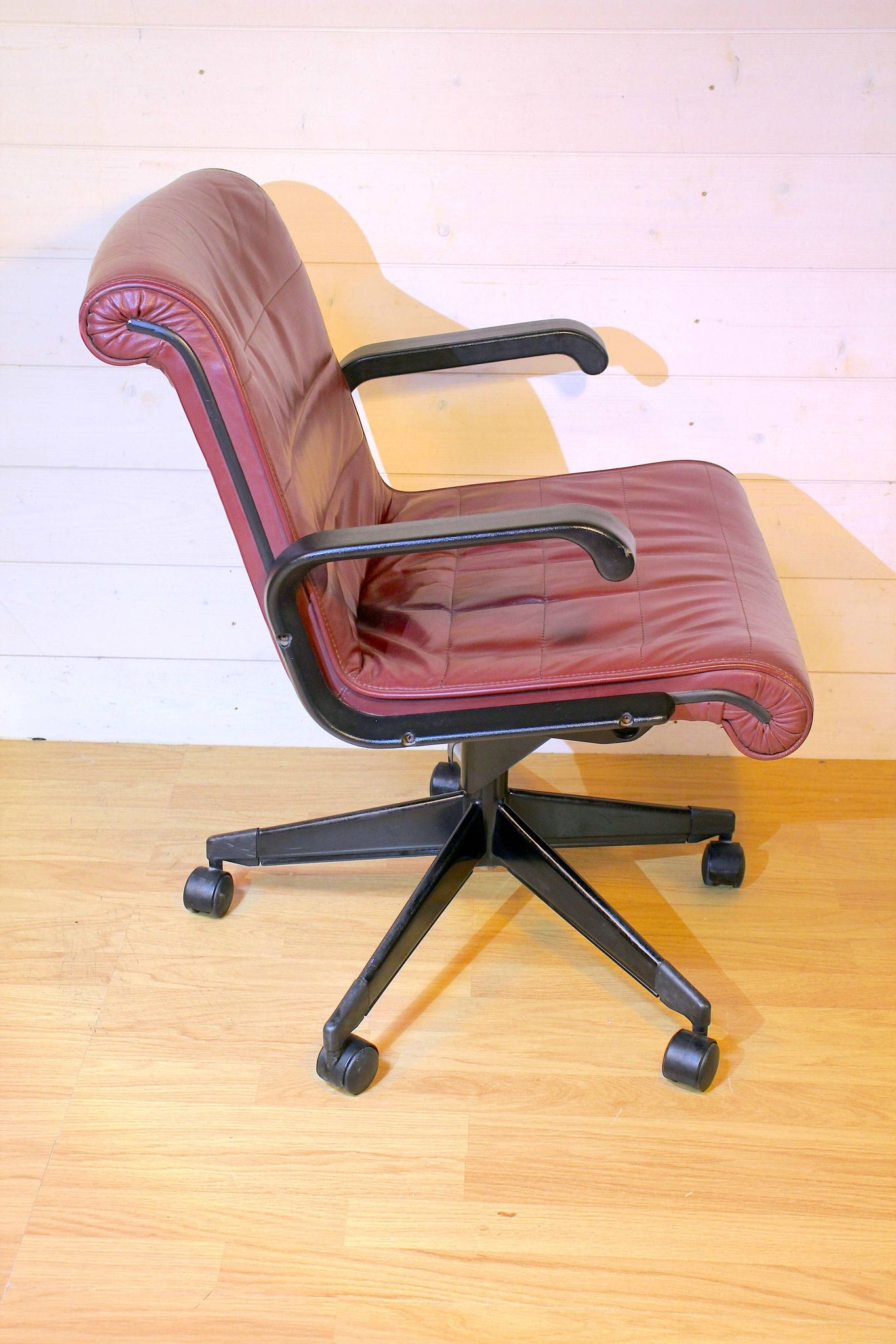 Paire de fauteuil cuir Par Richard Sapper pour Knoll