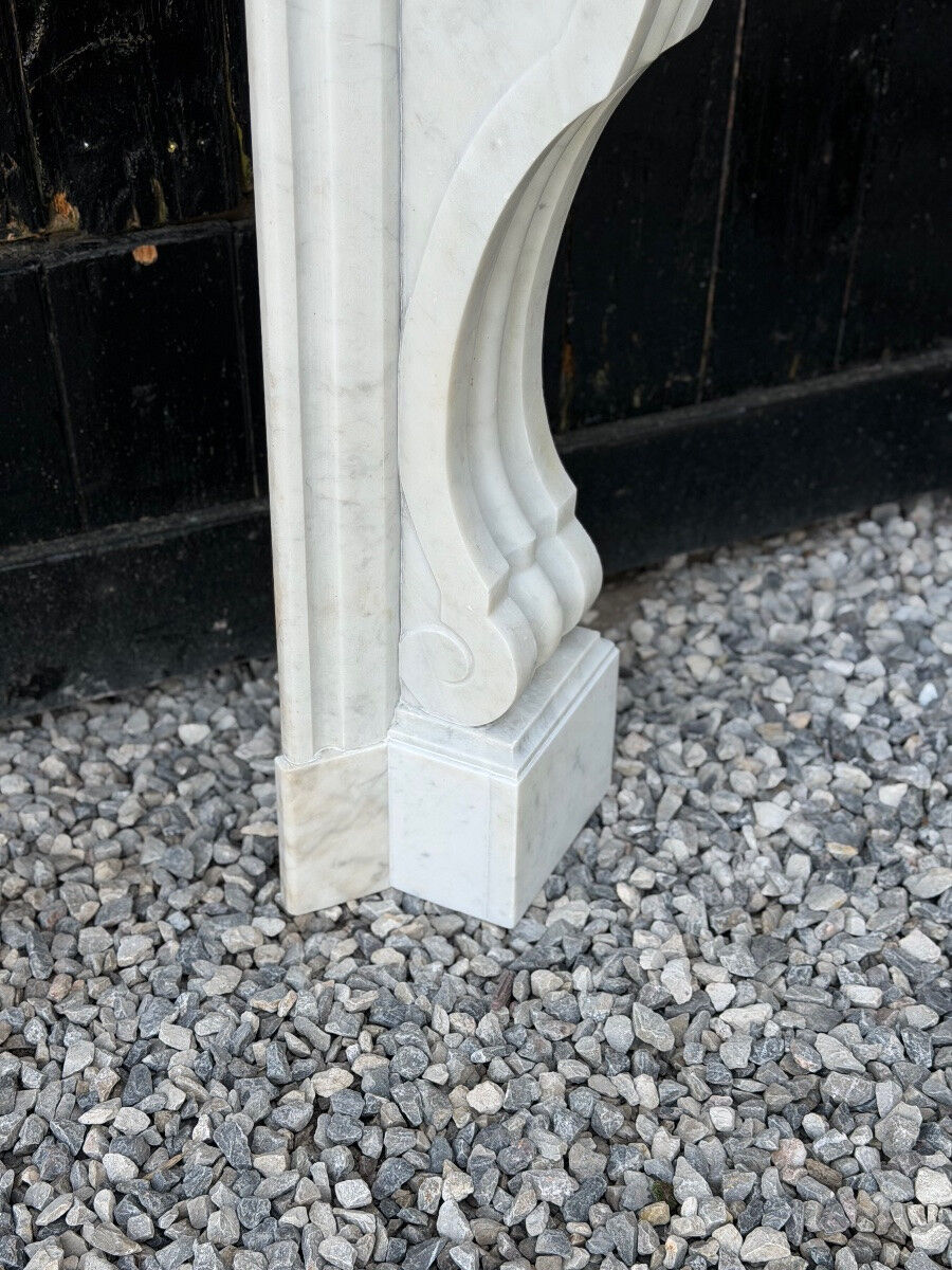 Napoleon III fireplace in white Carrara marble, circa 1880.