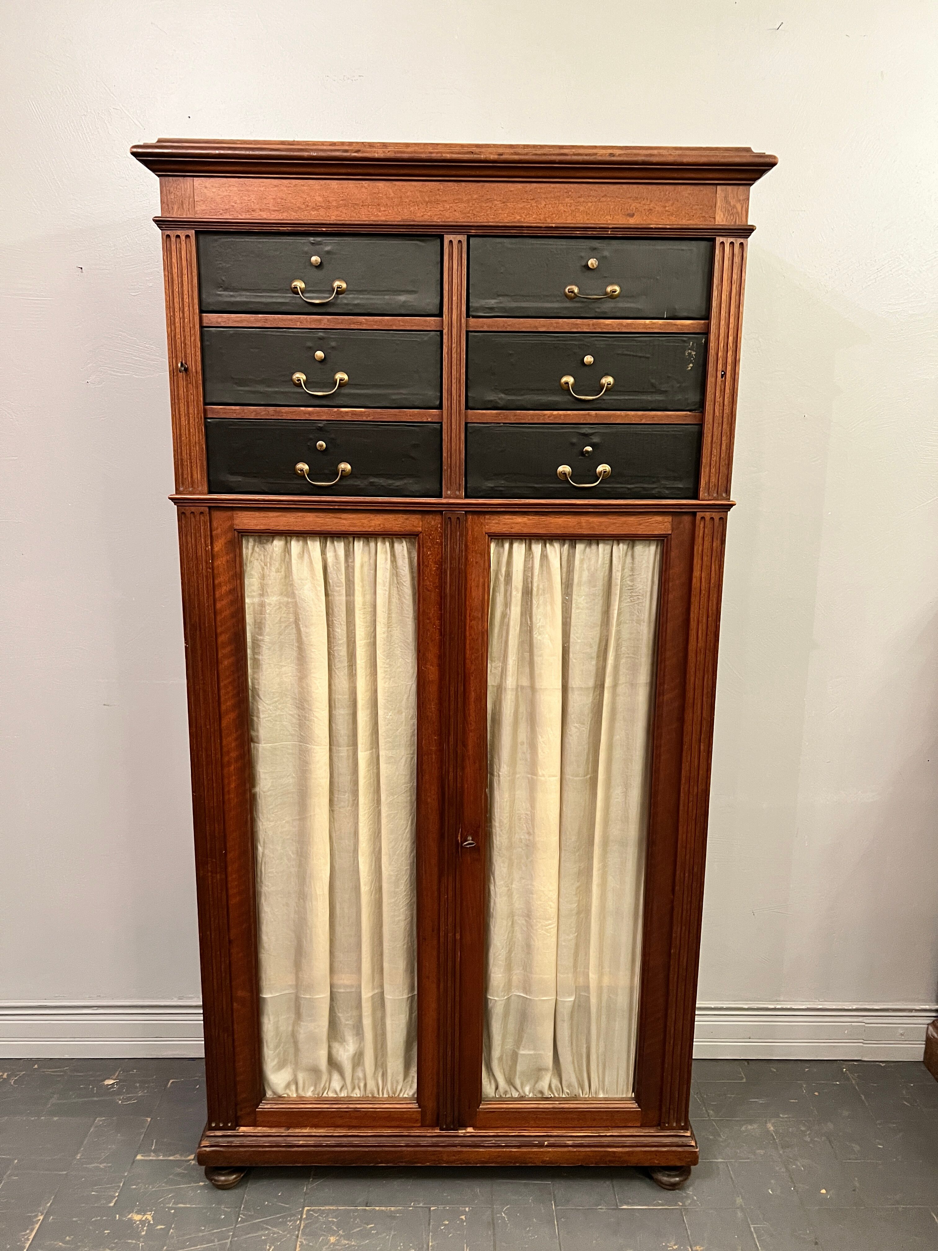 Notary furniture early XX th