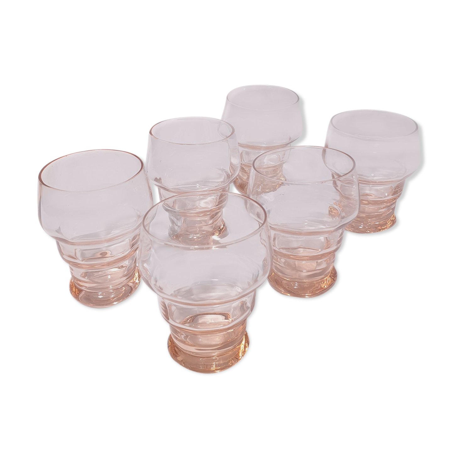 Suite of 6 liqueur glasses years 50 - 60. Pink tones