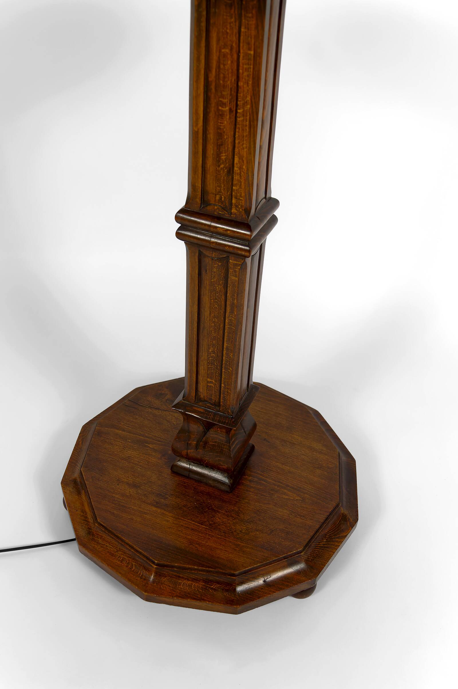 Important lampadaire arts & crafts, circa 1920