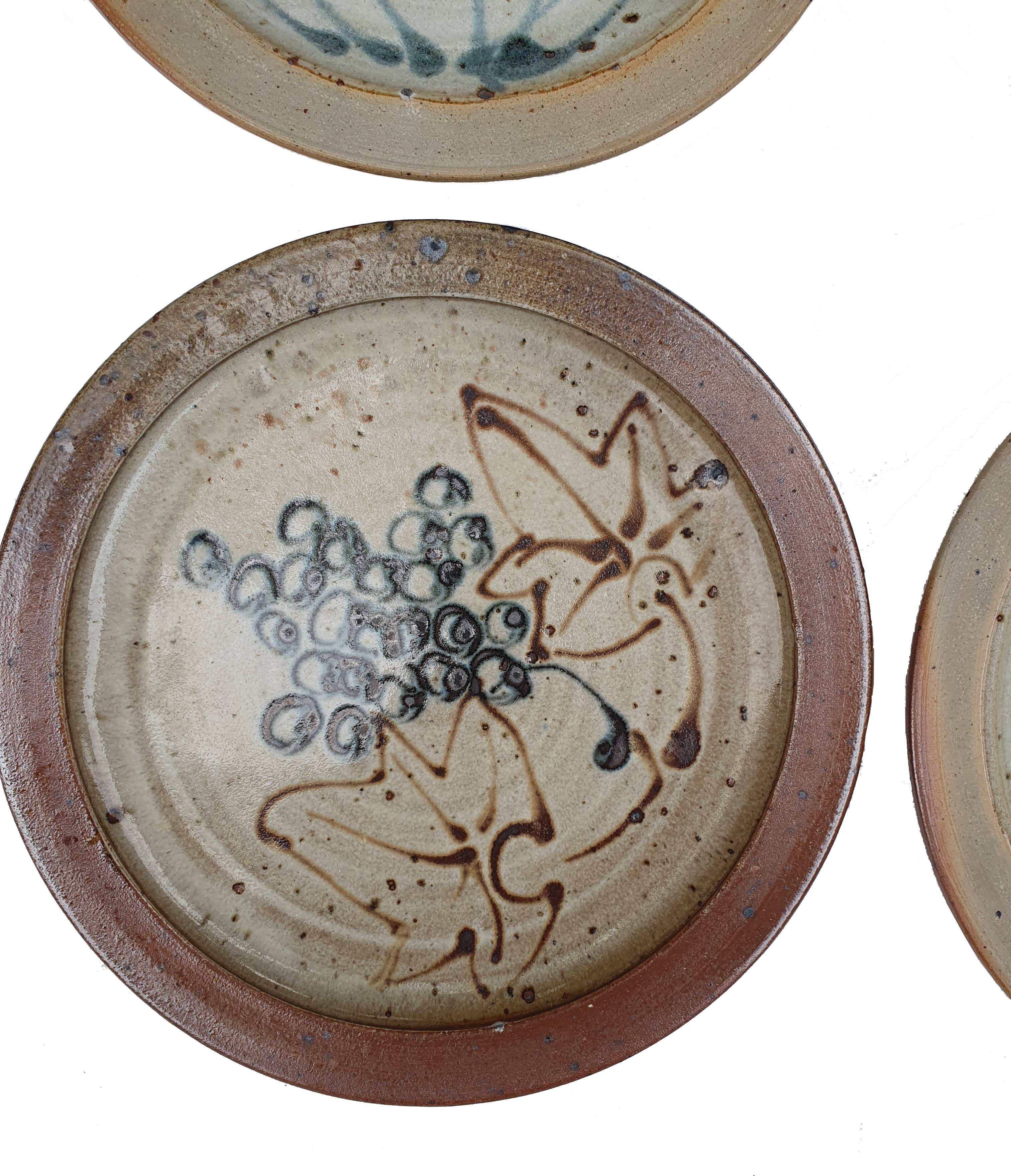 Pyrite stoneware plates