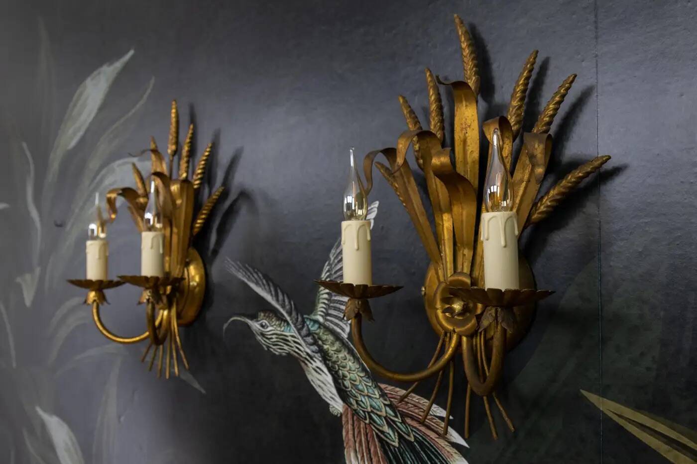 Pair of Hollywood Regency Style Gilt Metal Wheat Sheaf Wall Sconces, 1970s