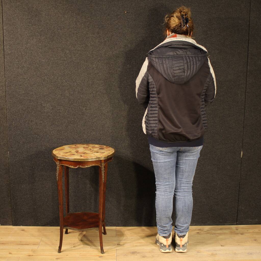 Table d'appoint de style Napoléon III avec plateau en marbre