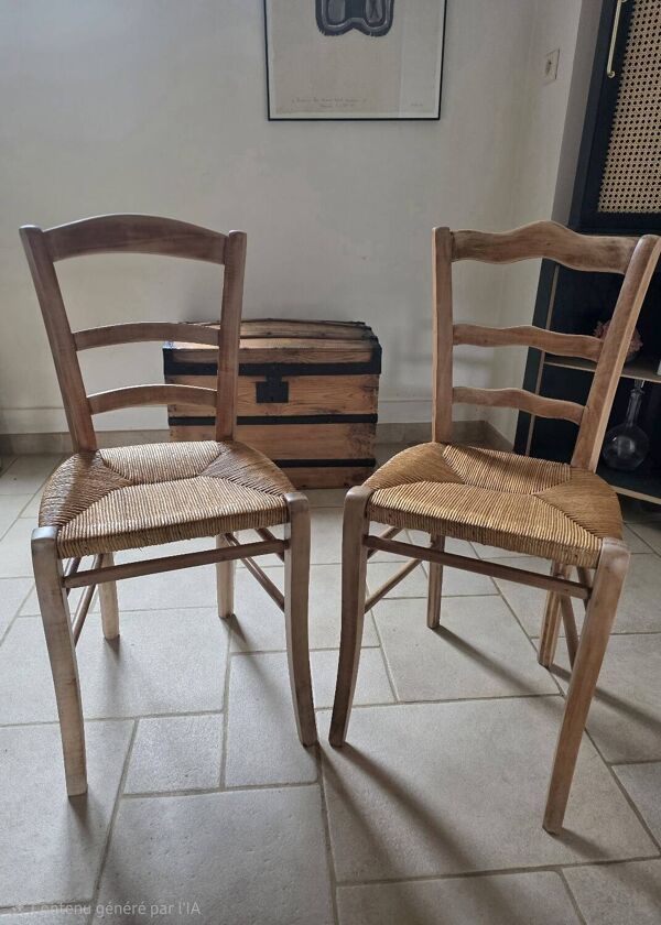 Chaises d'église anciennes