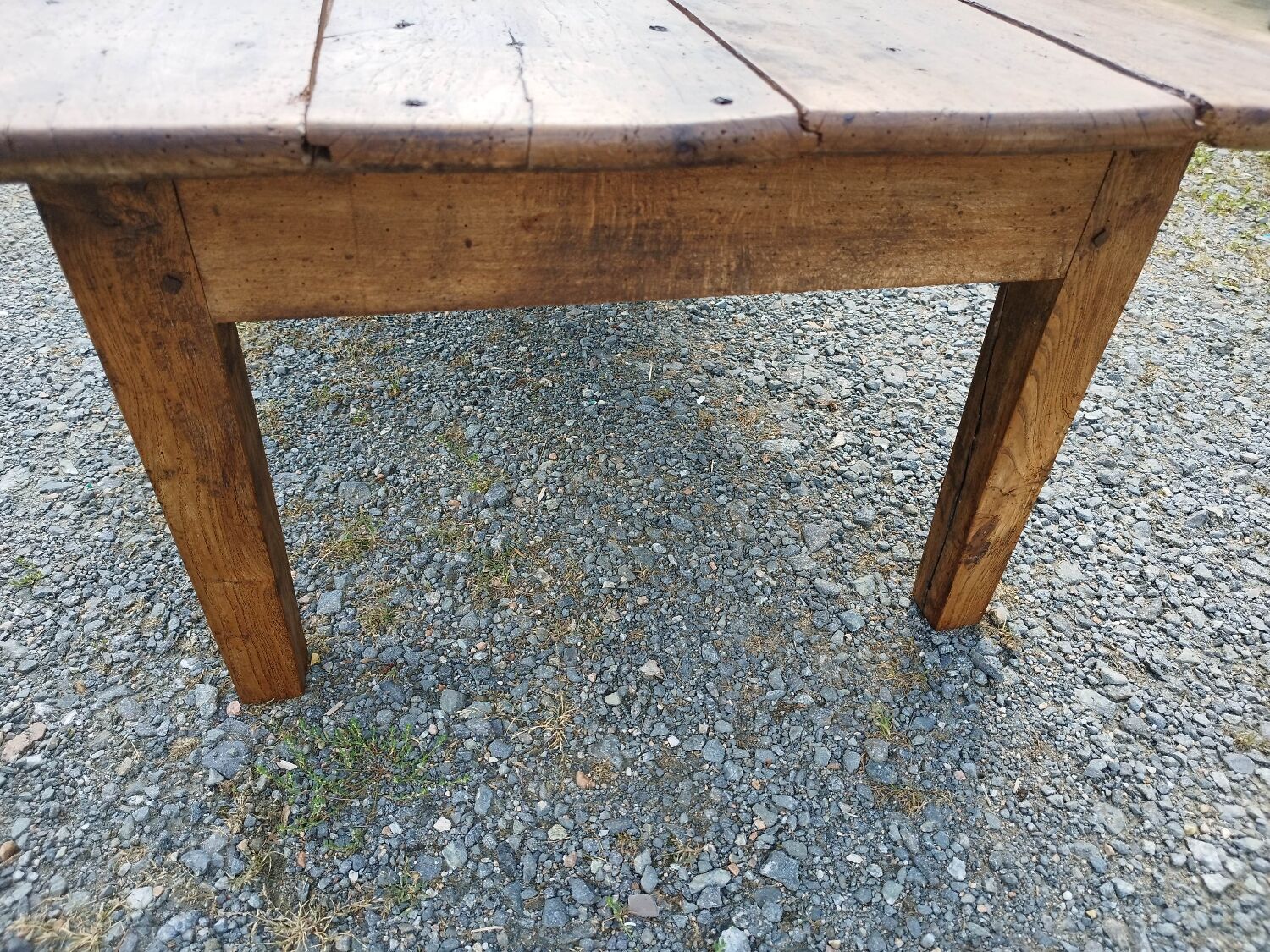 Table basse de ferme rustique