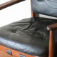 Fauteuil safari en cuir et teck Danemark 1960s