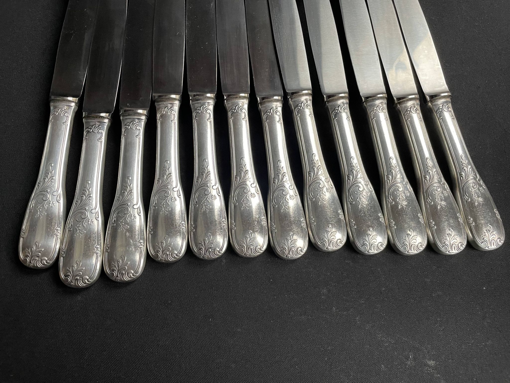 Box of 12 table knives – Orfèvrerie G. Vivier et Nogent