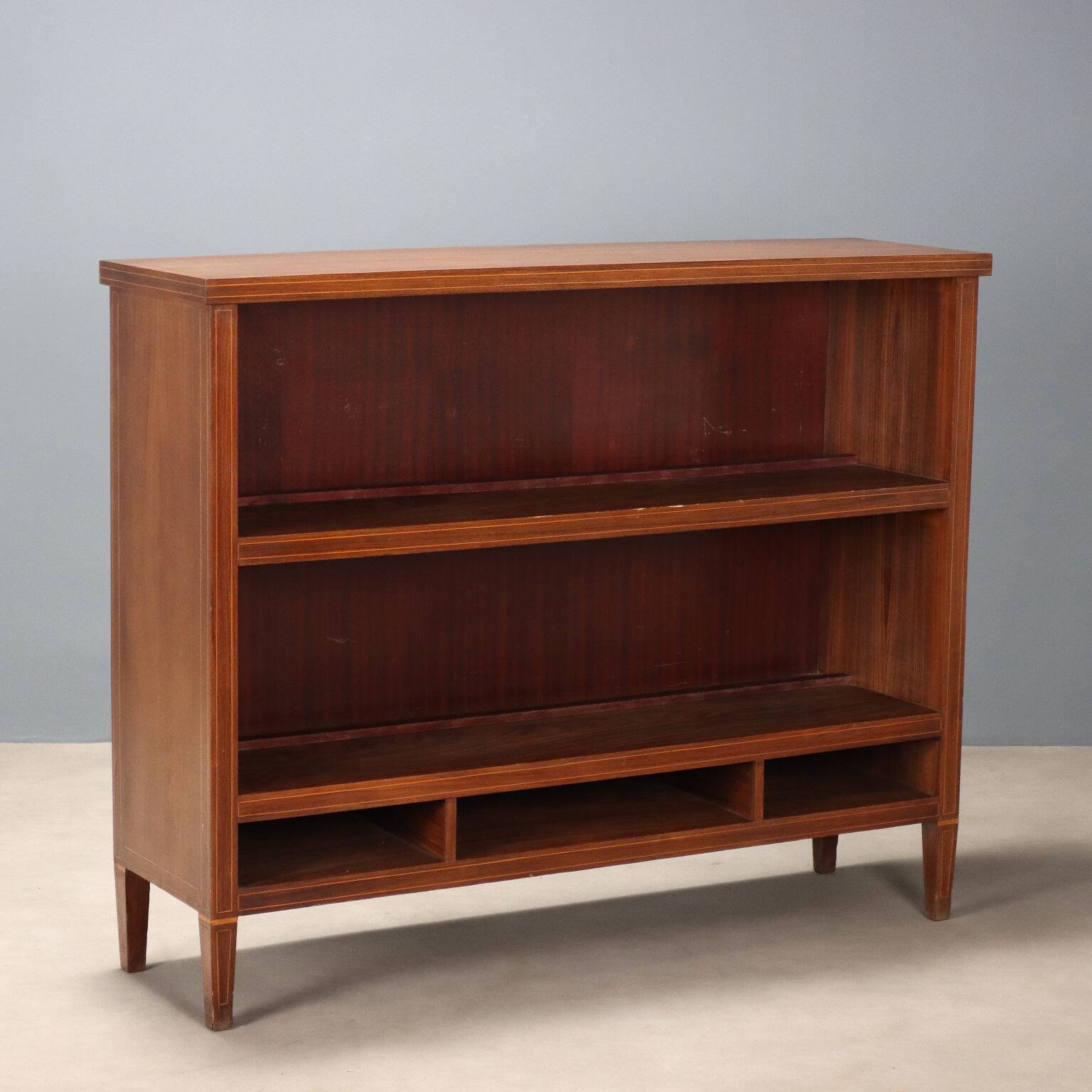 Open shelf unit from the 50s-60s