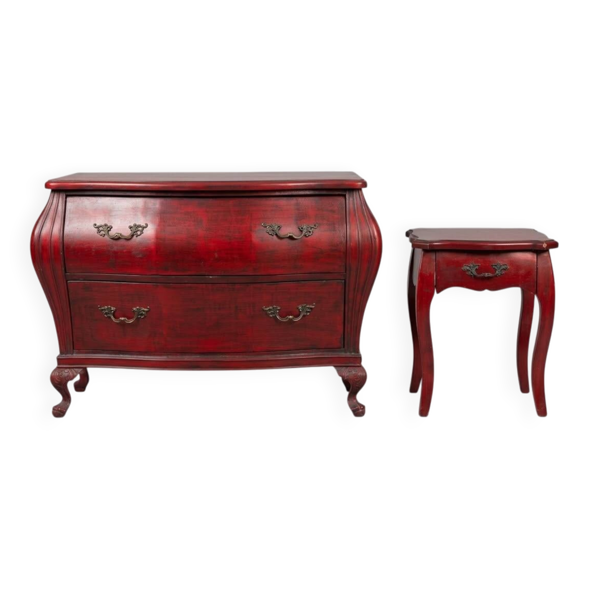 Vintage chest of drawers + bedside table