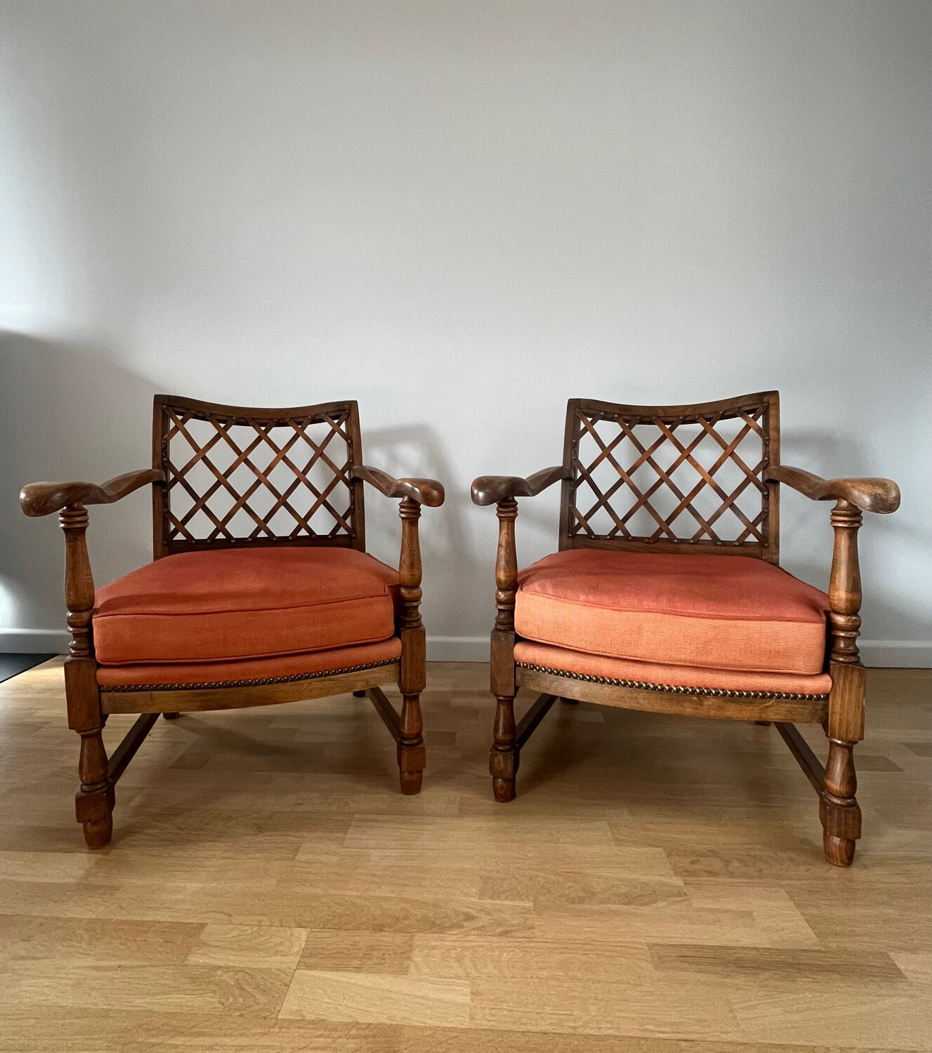 2 fauteuils vintage en bois et tissu