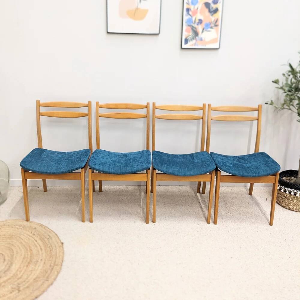 Set of 4 mid-century chairs