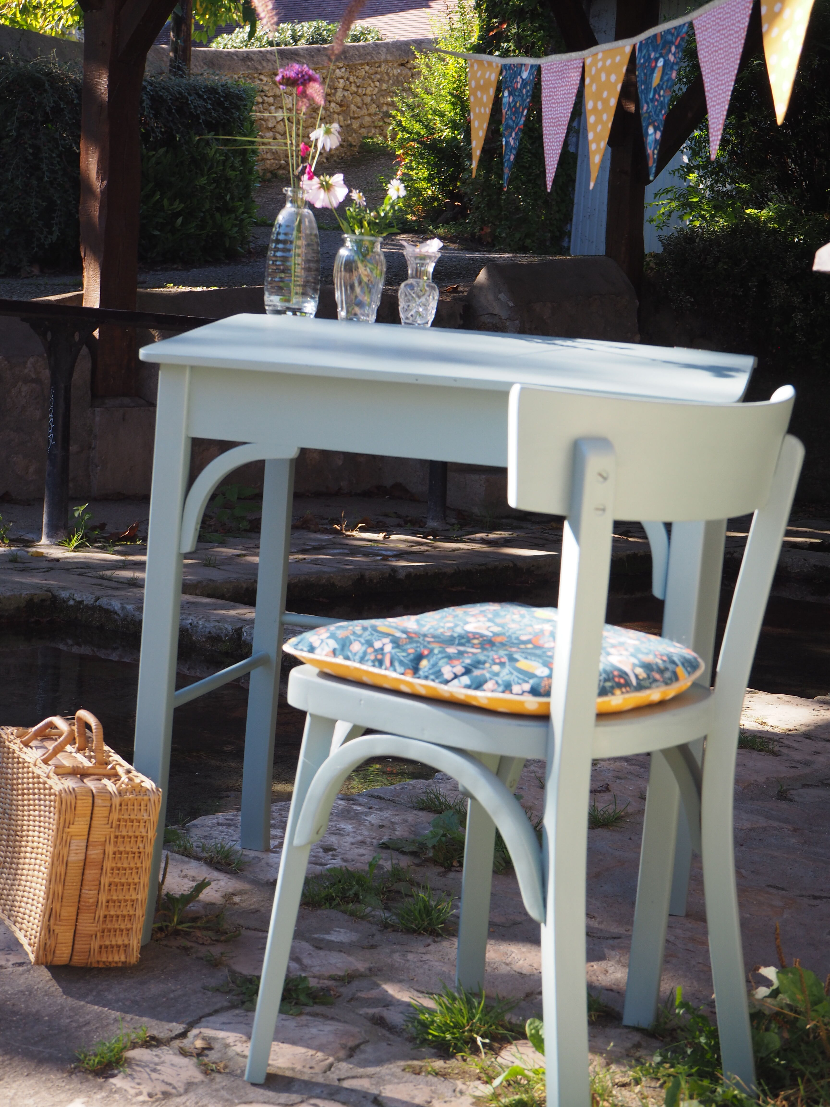 Baumann desk and chair