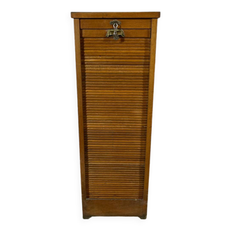 Curtain filing cabinet